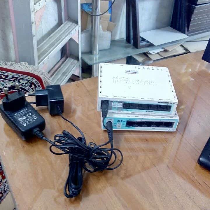 سوییچ میکروتیک 750GL