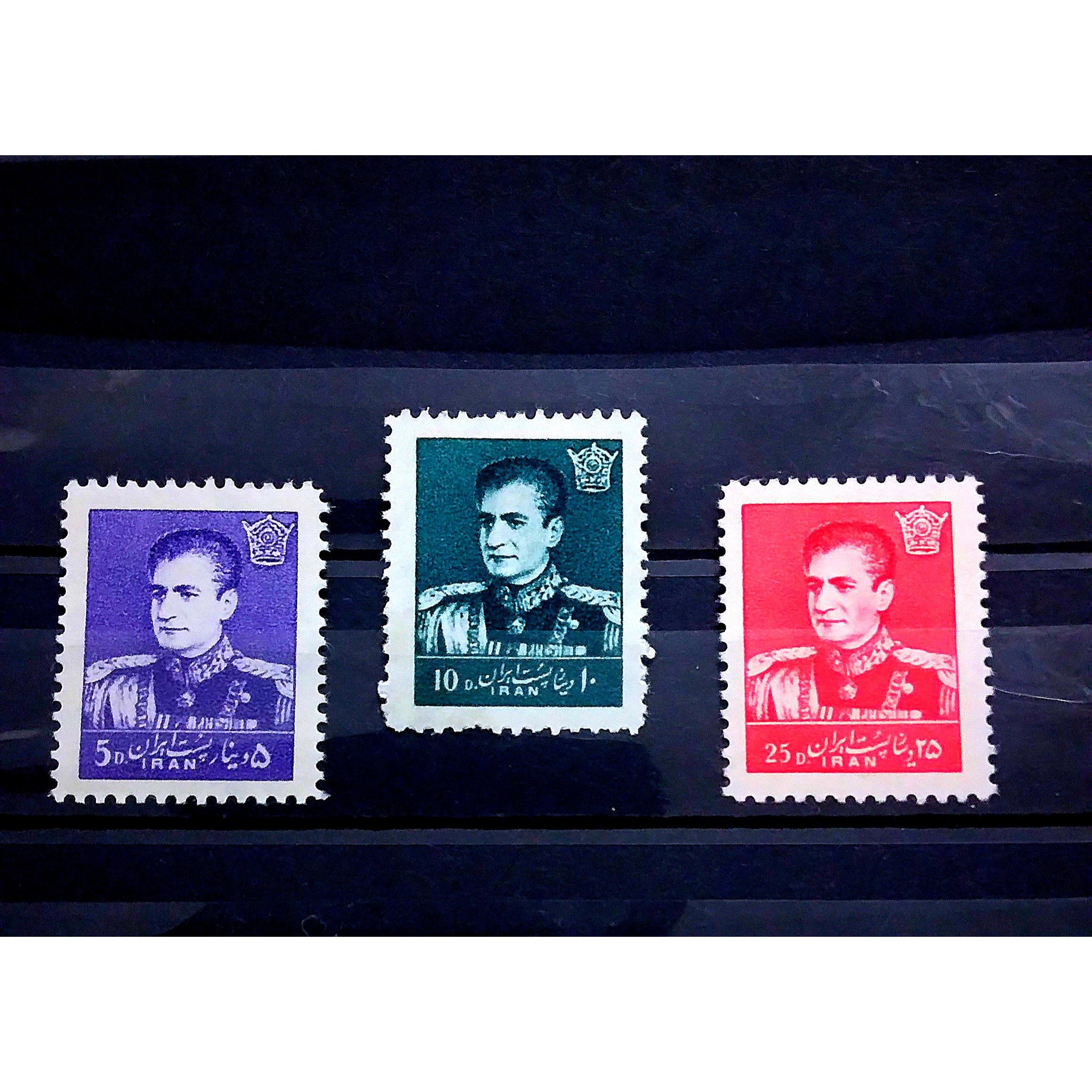 3 تمبر پستی مصرف نشده