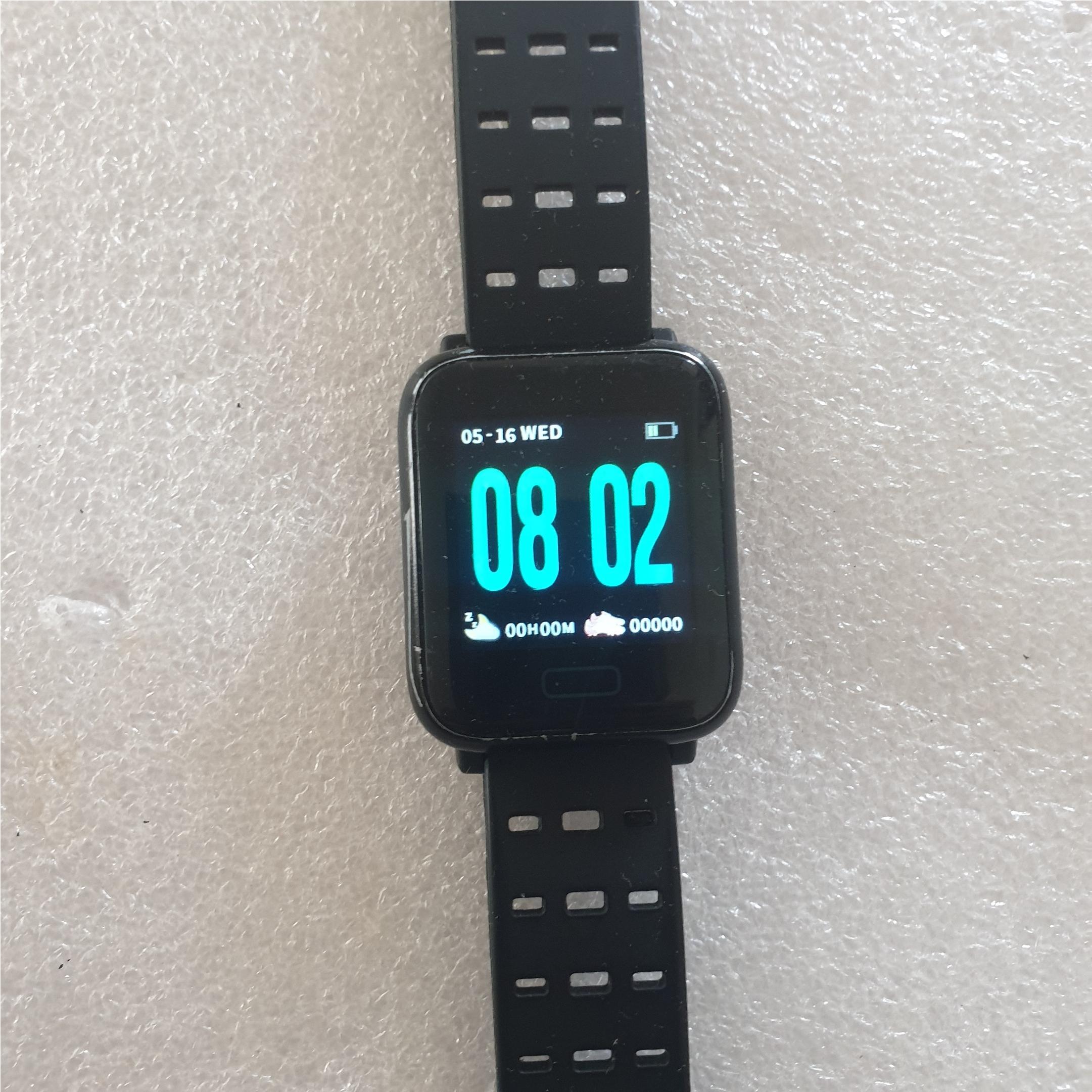 ساعت هوشمند لمسی روشن فقط شارژر ندارد