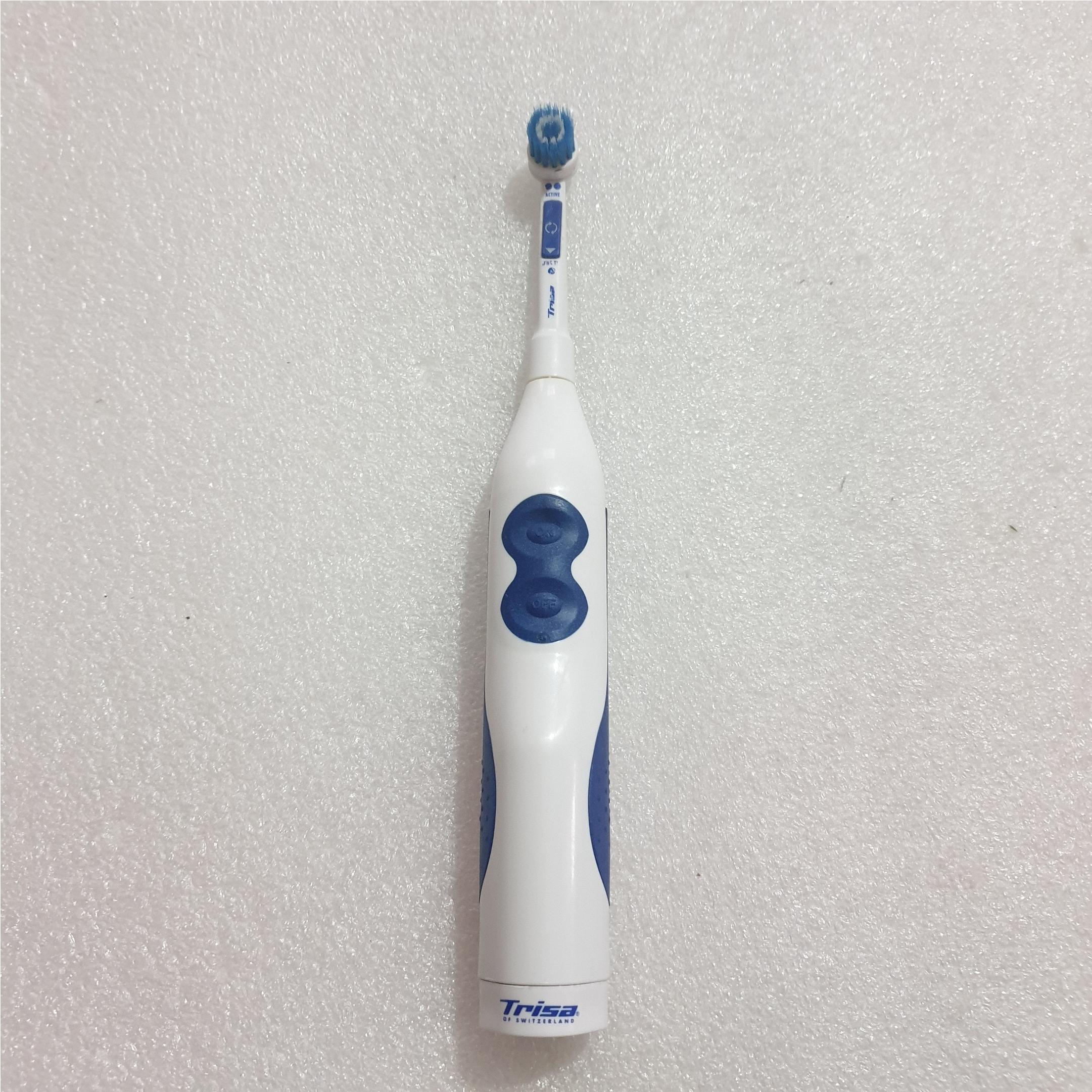 مسواک برقی سویسی باتری خور ضد آبTrisa