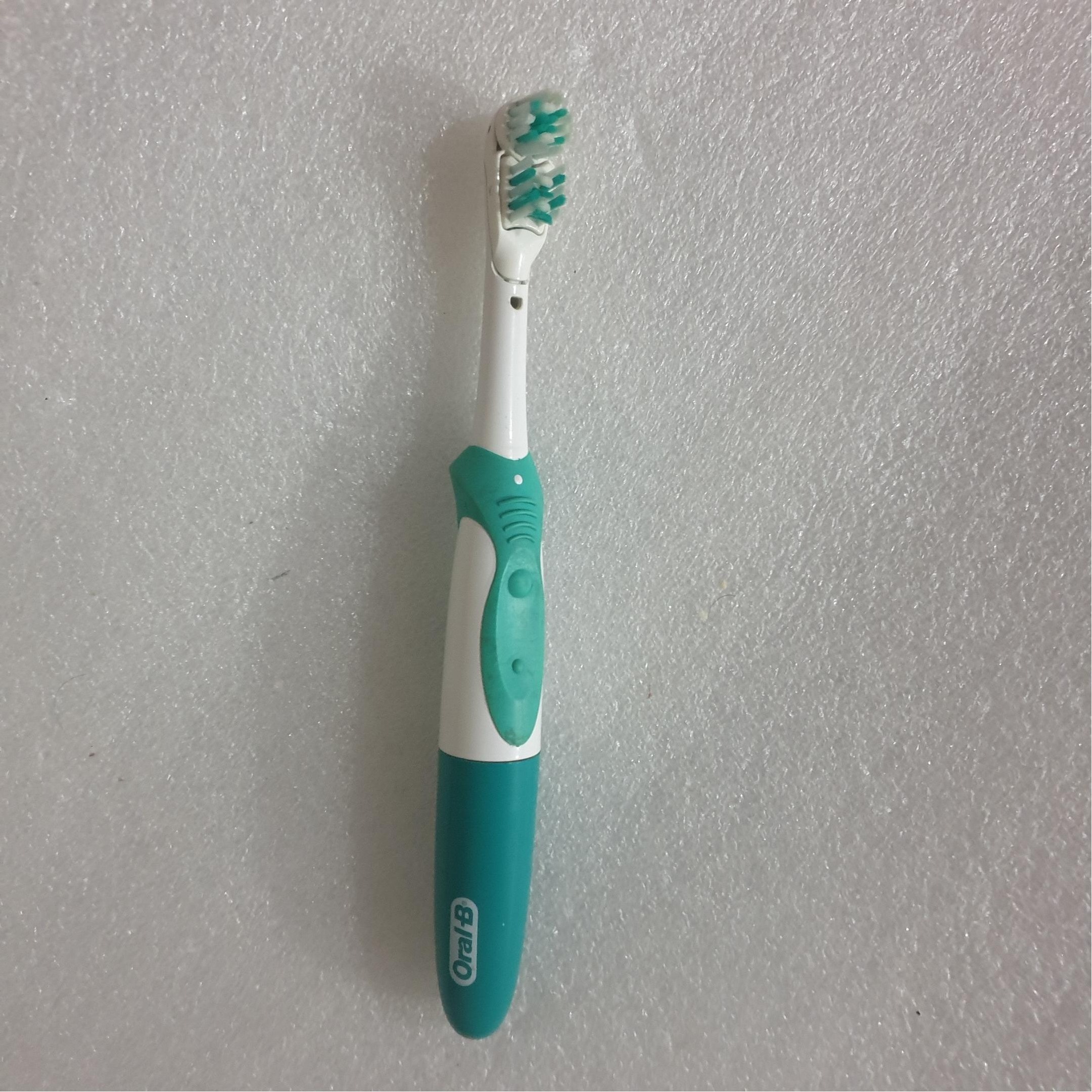 مسواک برقی باتری خور اورال بی