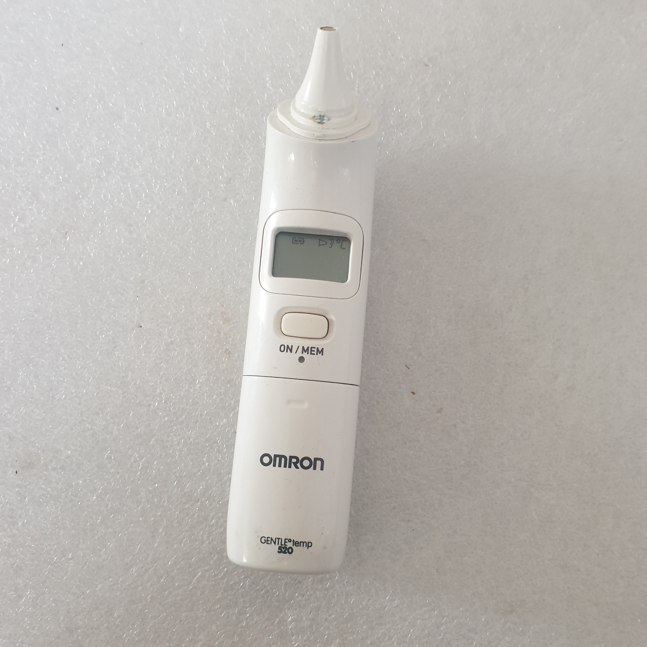 تب سنج omron مدل mc-520-e