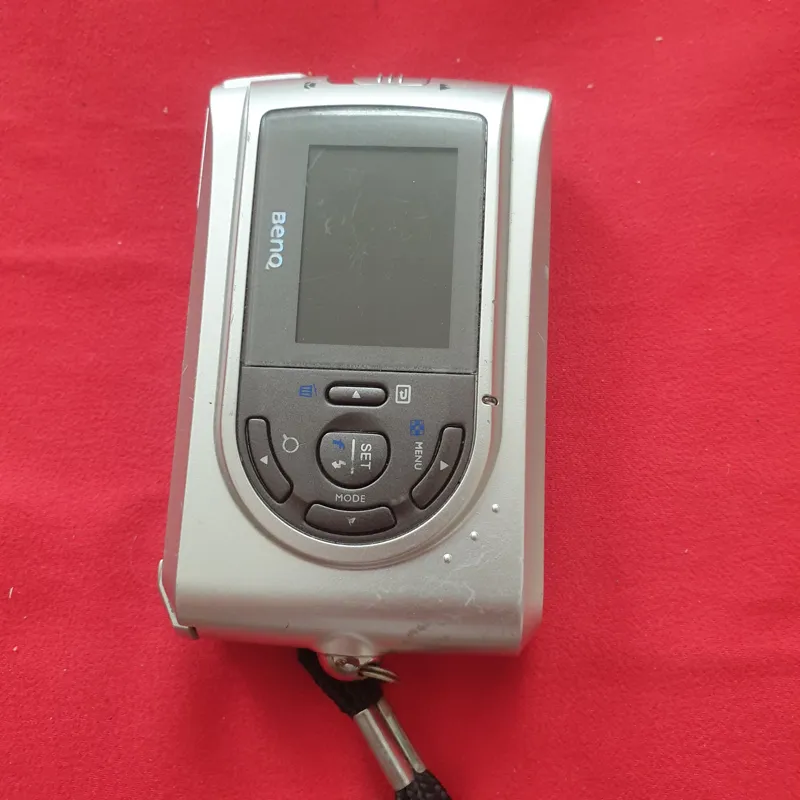 دوربین عکاسی بنکیوbenq