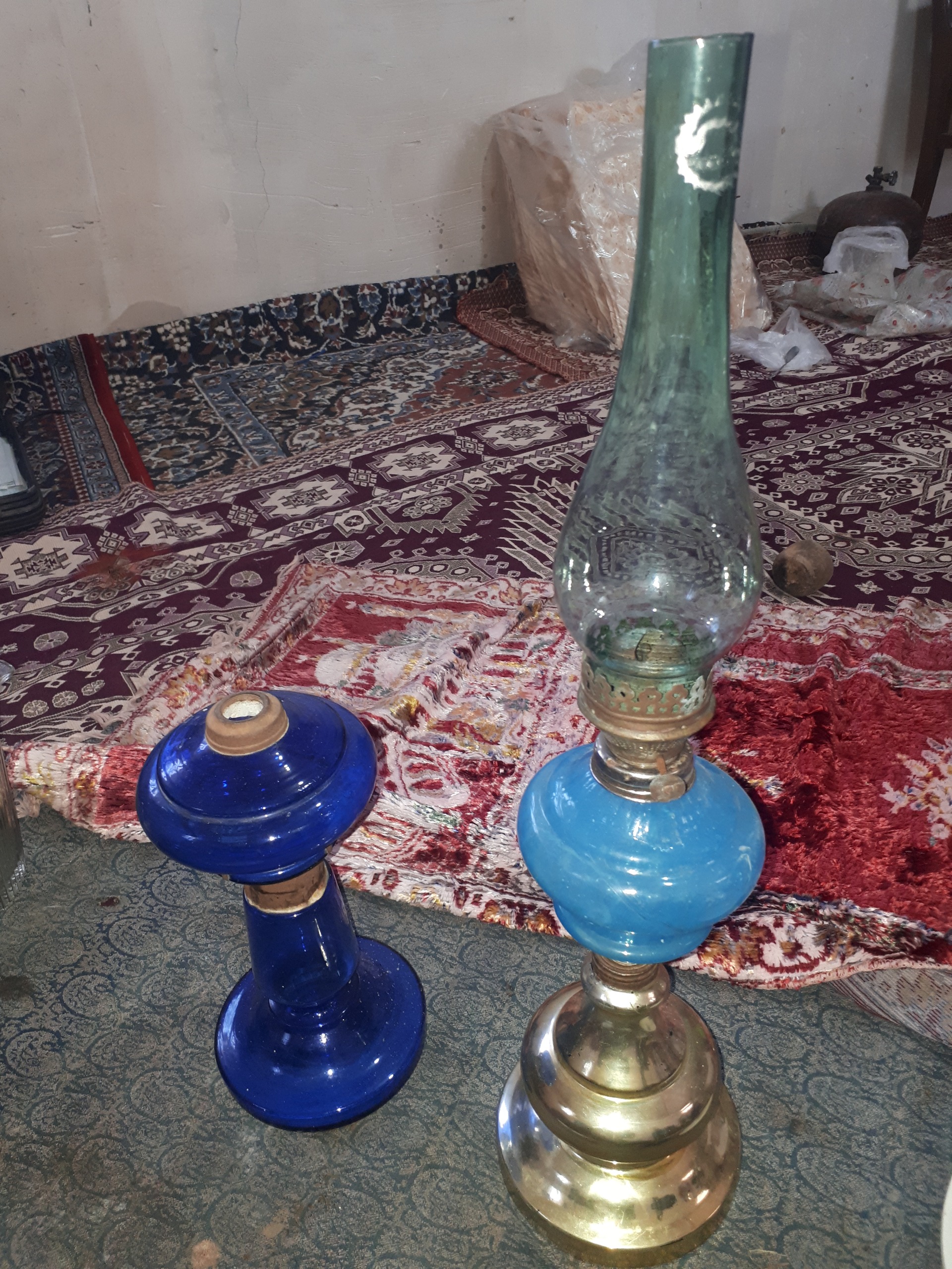 2عدد چراغ لامپای روسی وقدیمی