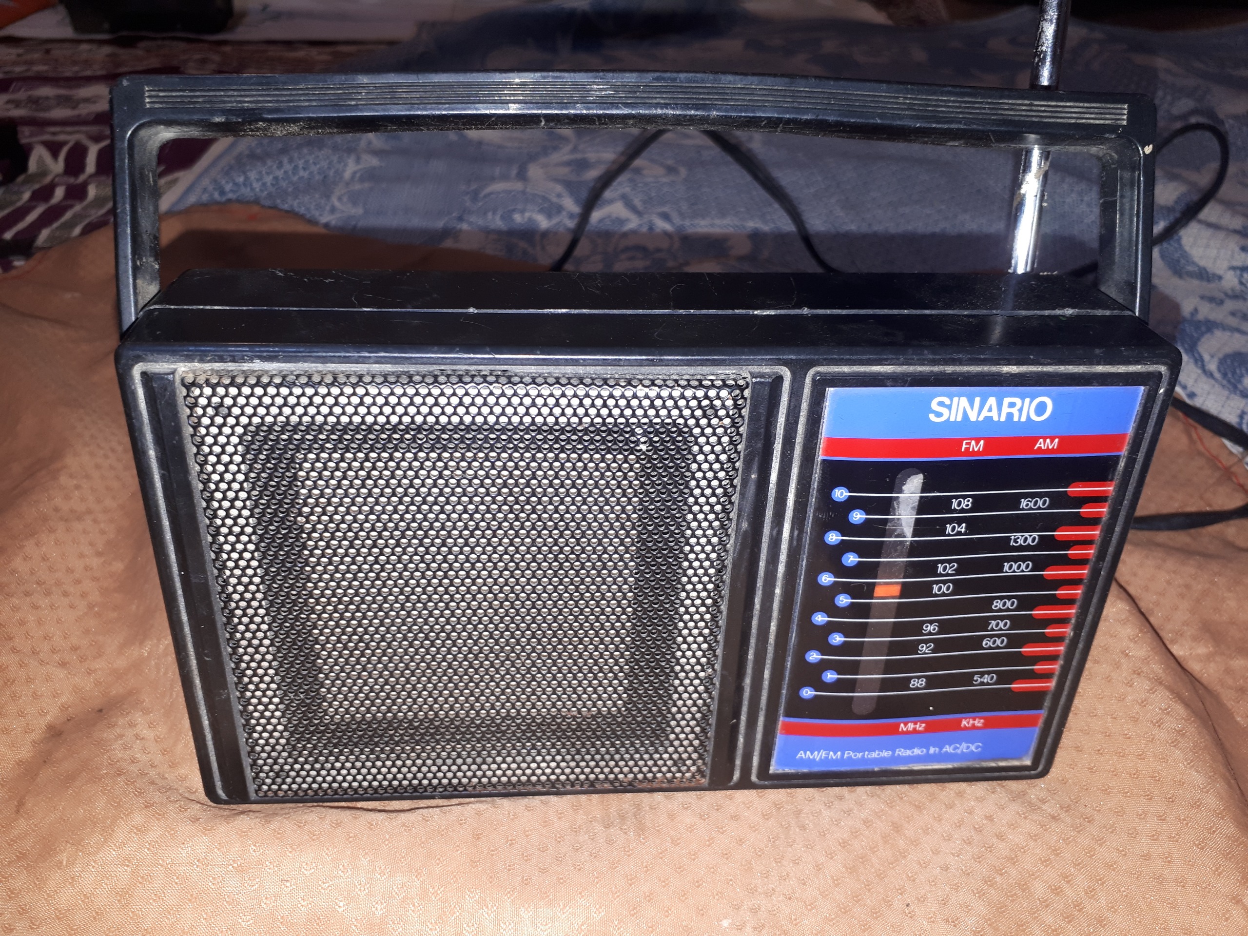 رادیو قدیمی 2موج AMوFM