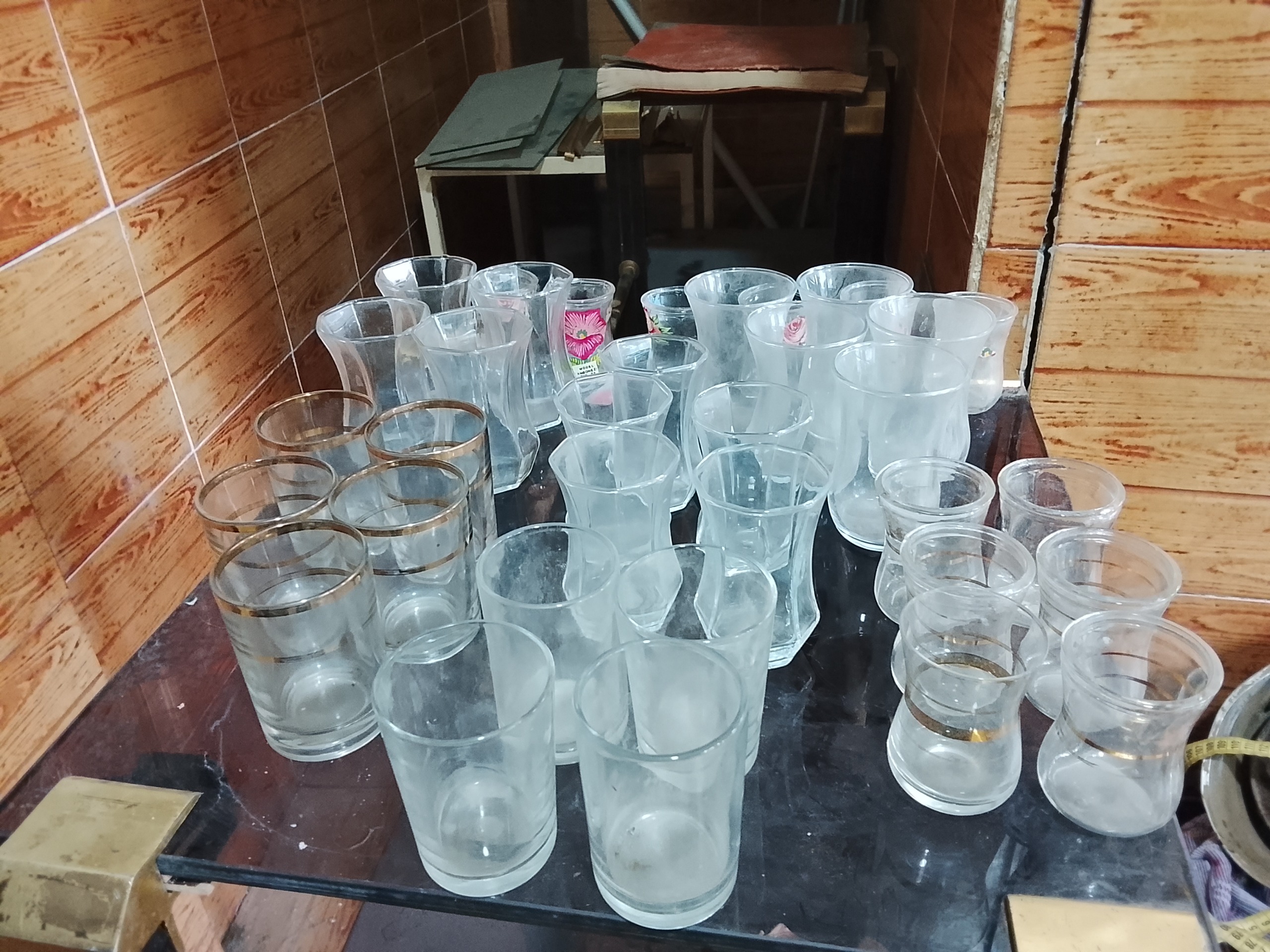 35عدد استکان قدیمی وکلکسیونی