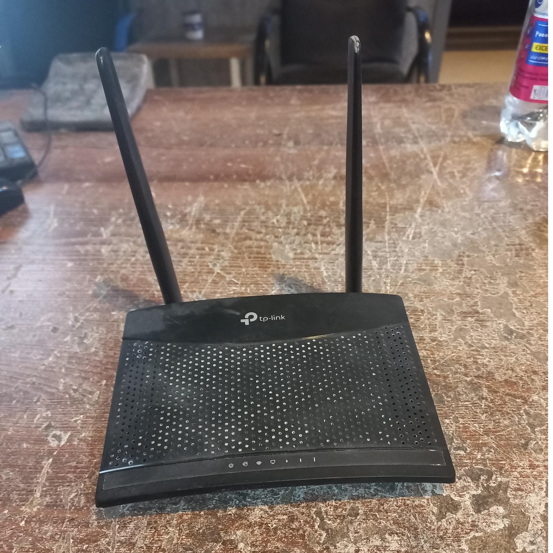 مودم tplink 4g سیمکارتی سالم بدون تعمیر
