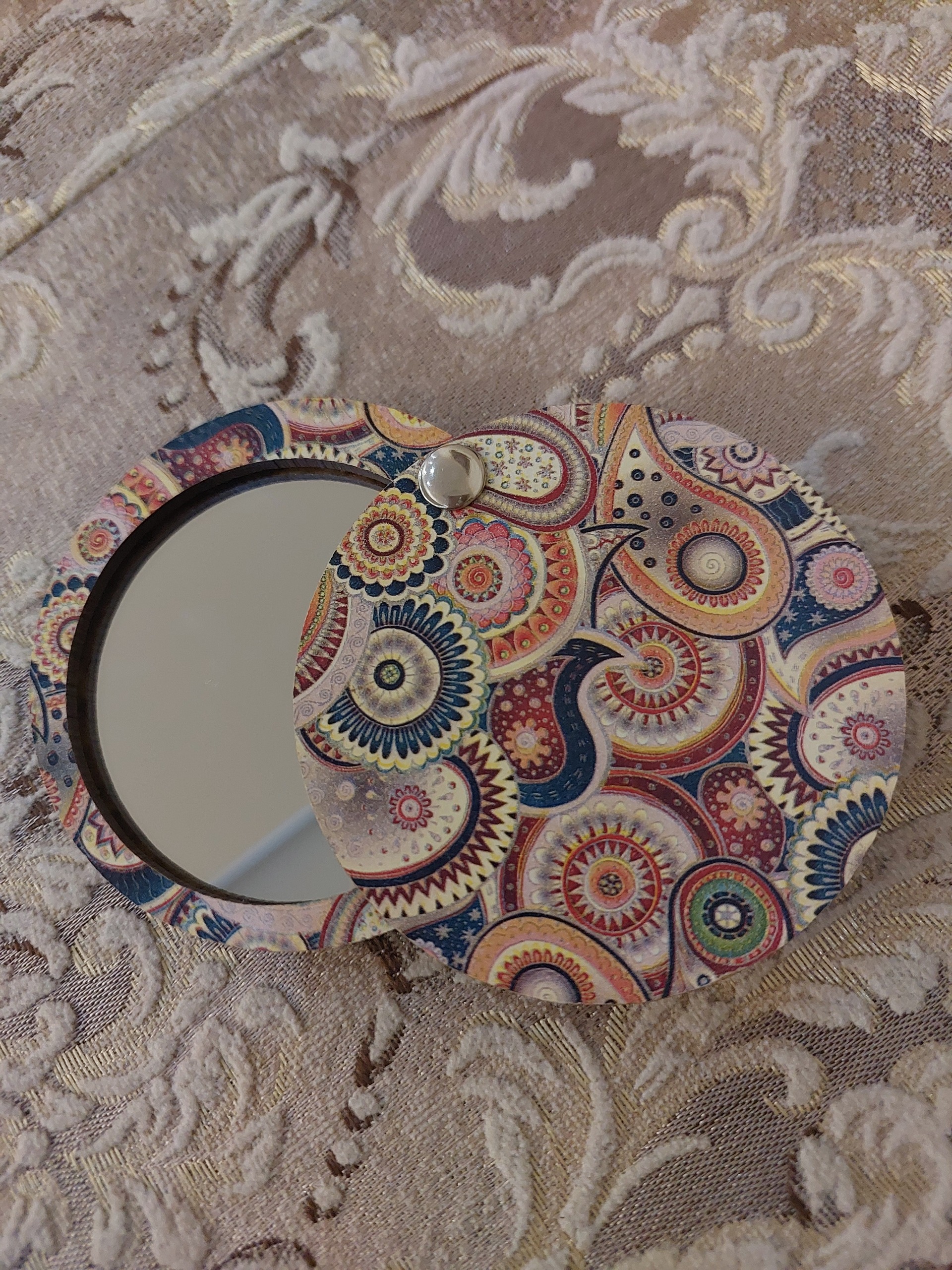 آینه چوبی جیبی