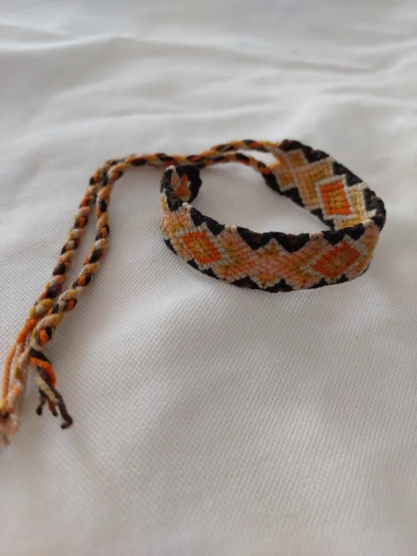 دستبند بافت سنتی