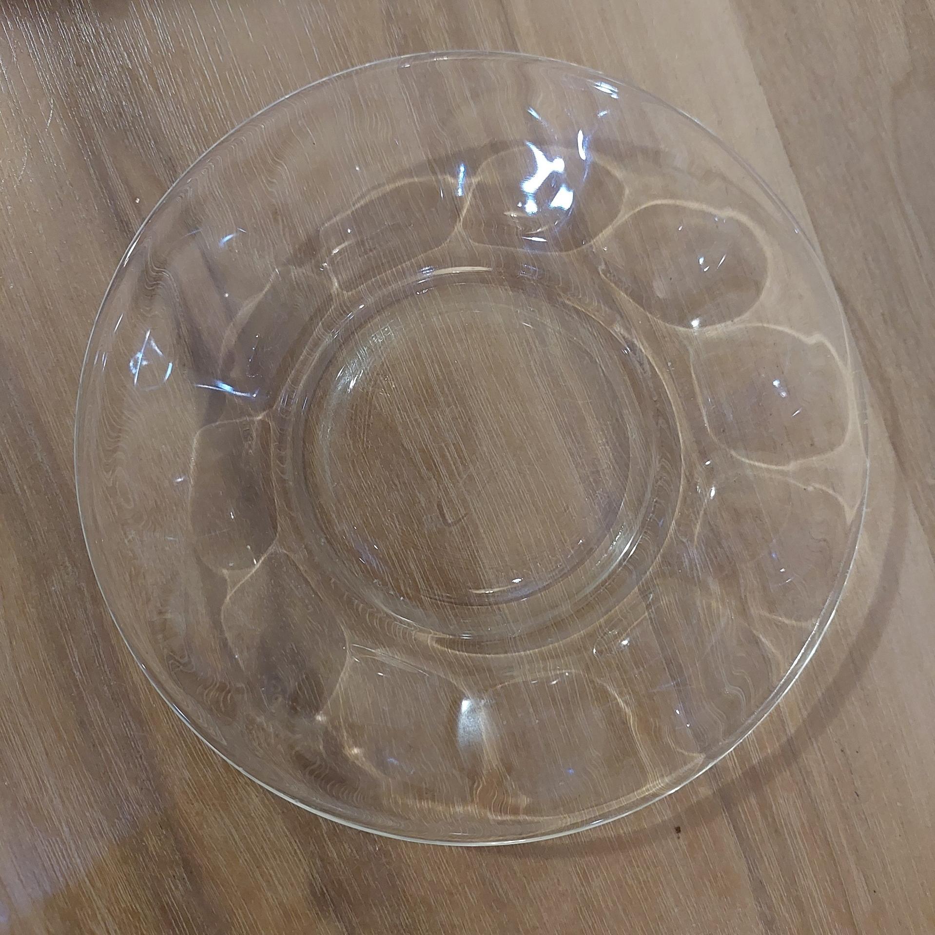 نعلبکی قدیمی انگشتی