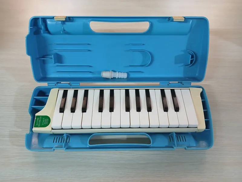 ملودیکا سوزوکی آنتیک در حد نو