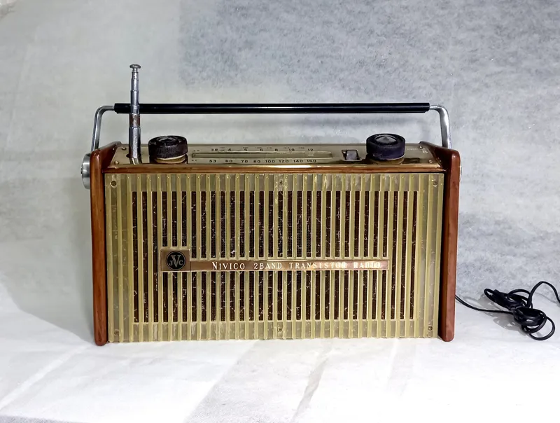 رادیو کلکسیونی جی وی سیJVC