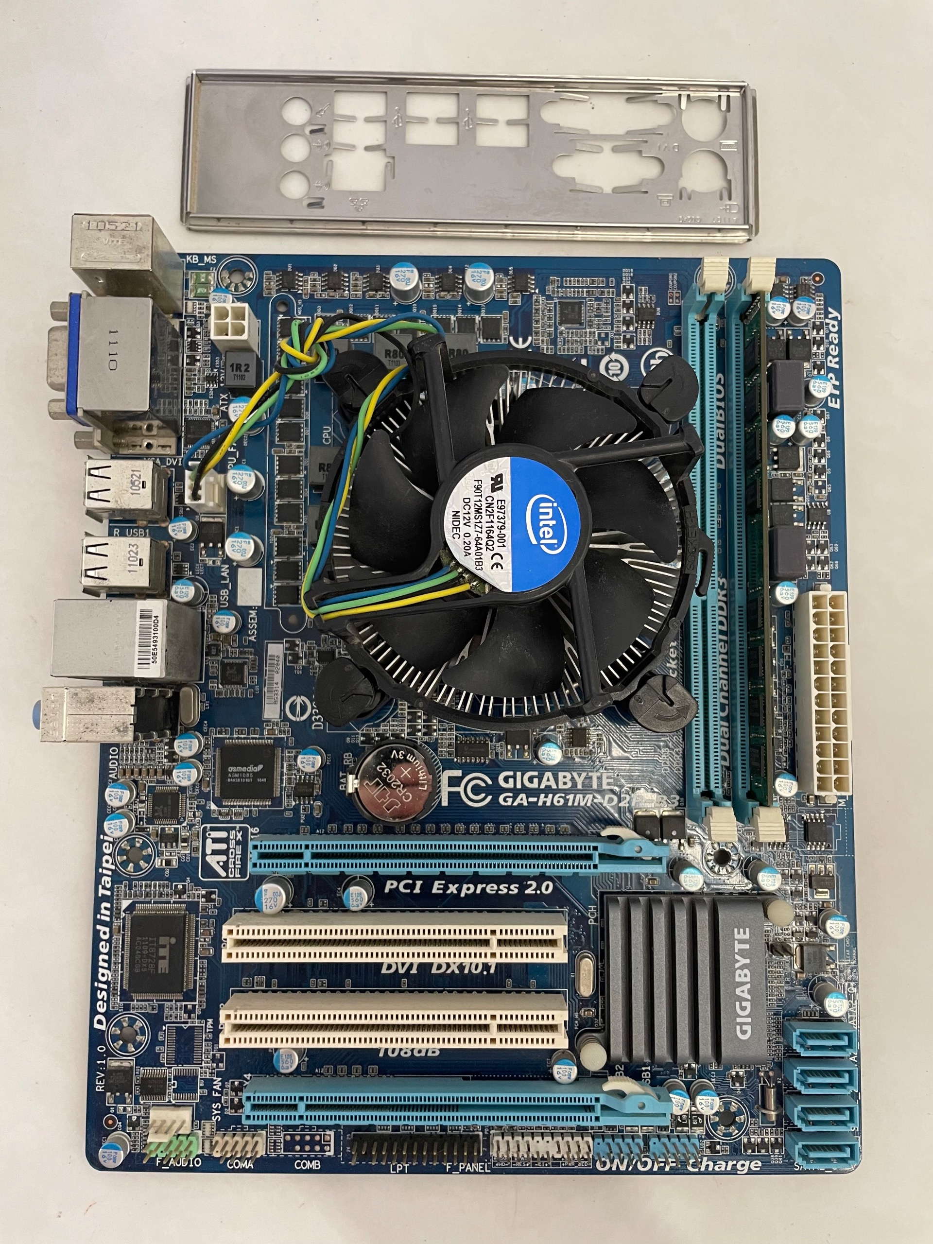 مادربرد GIGABYTE H61M-D2P-B3
