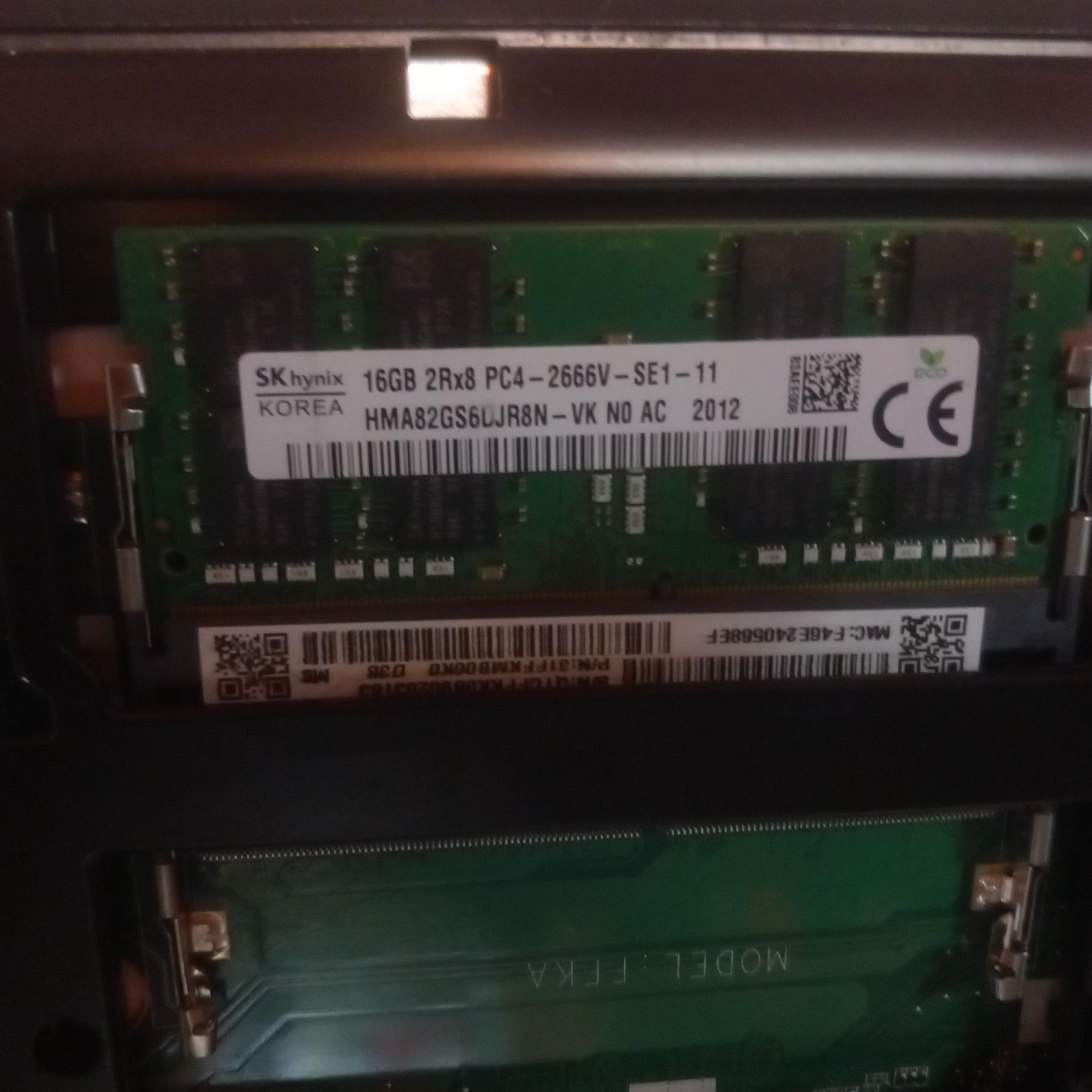 رم16 گیگDDR4 لبتاپ هاینیکس باس 2666درحدنو واقعی