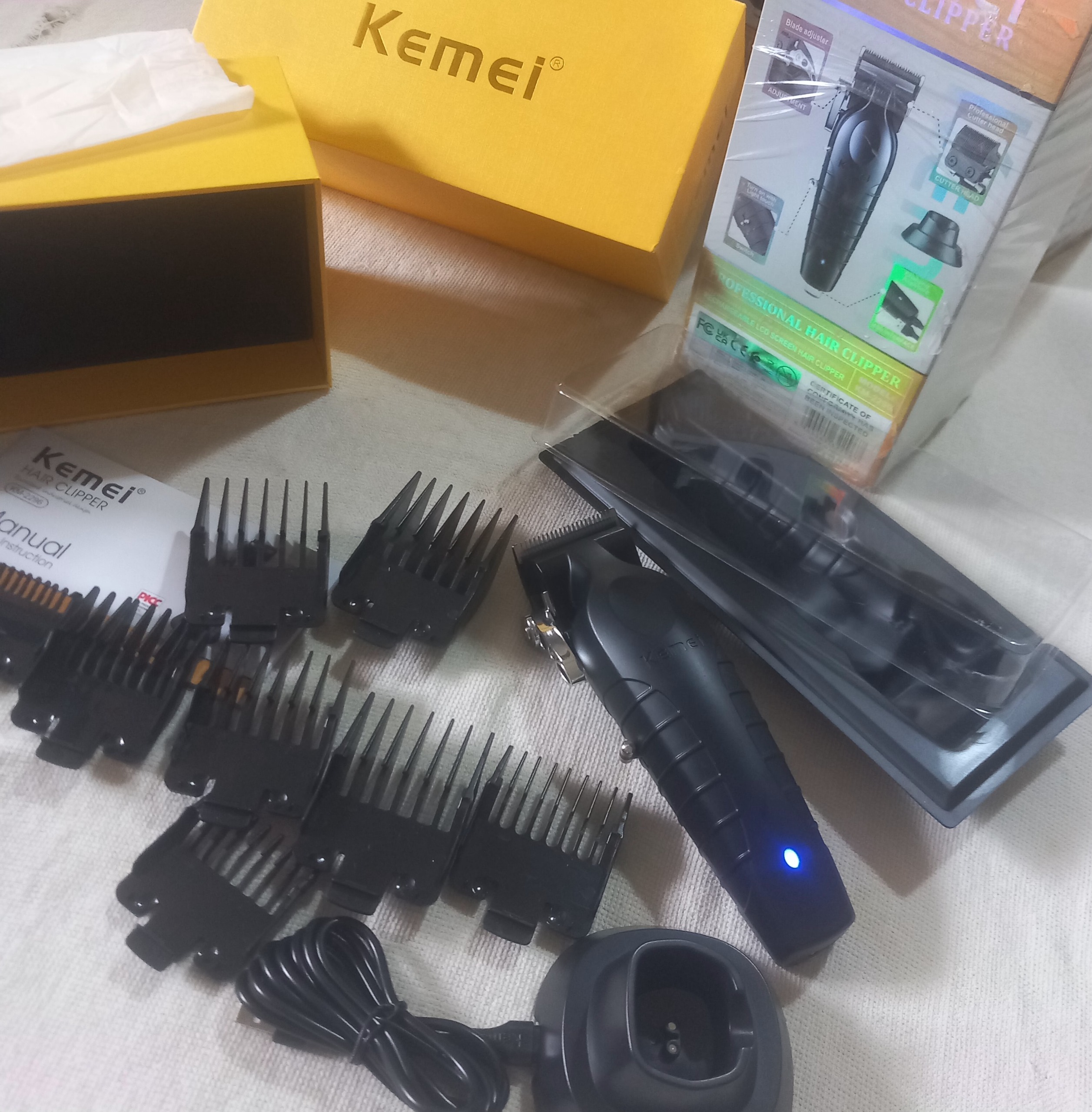 ماشین اصلاح حرفه ای کیمی KM-2296 مخصوص آرایشگران