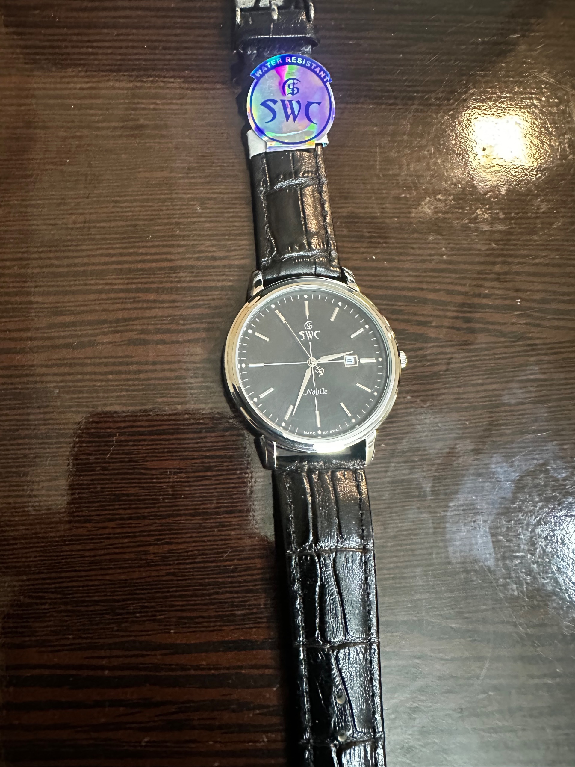 ساعت مچی چرمی swc