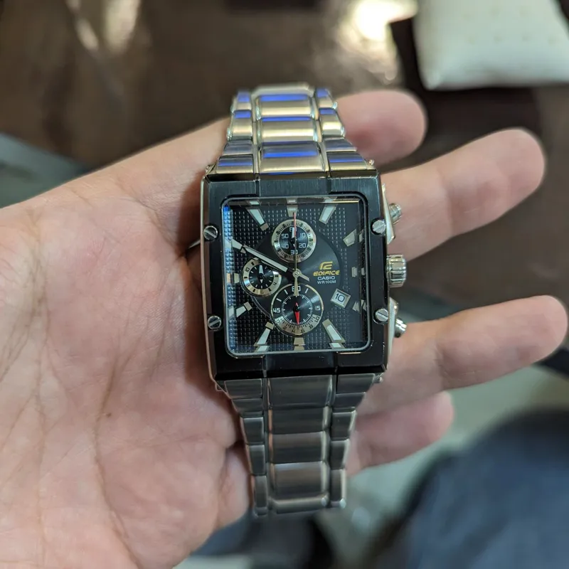 کاسیو ادیفایس کرنوگراف