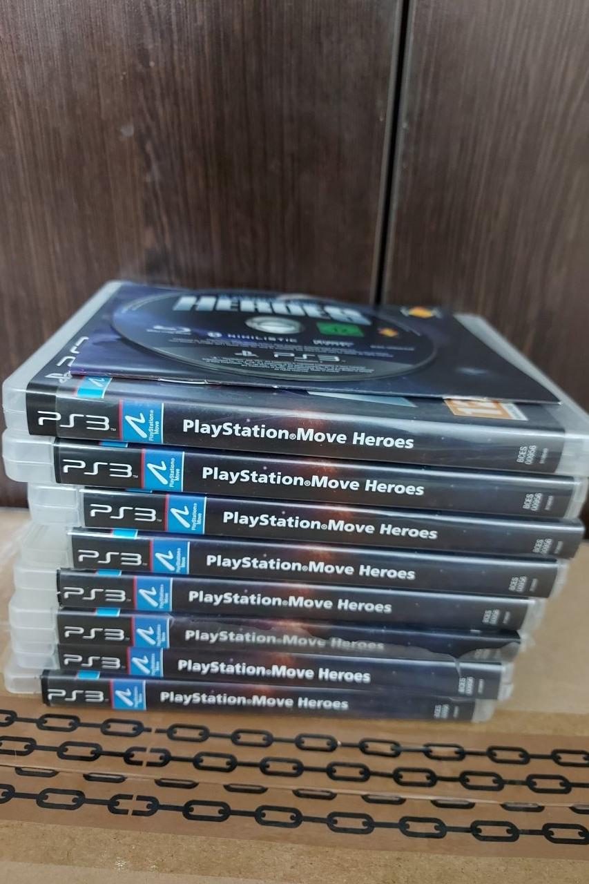 نه نسخه بازی PS MOVE HEROES برای PS3