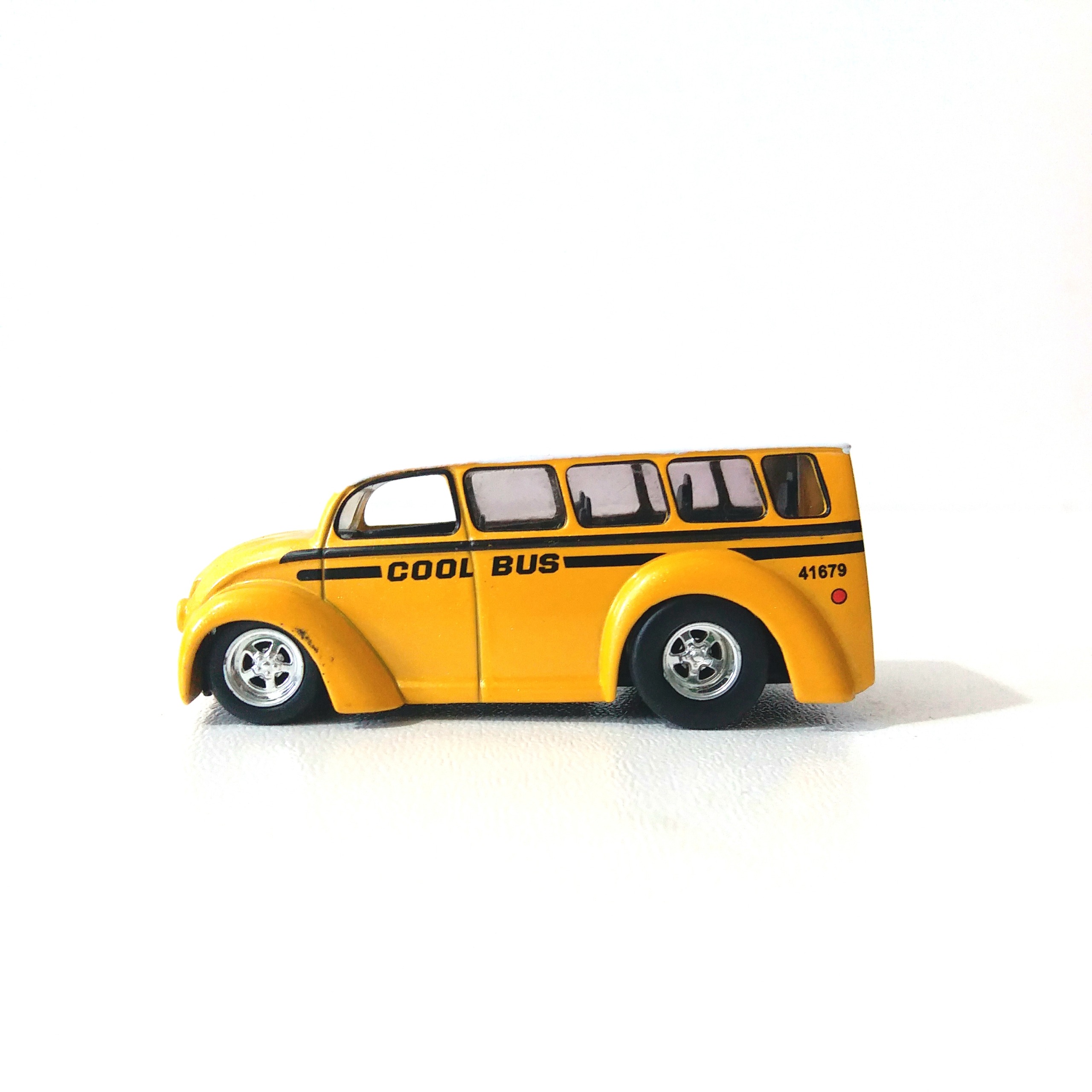ماکت ماشین DIV CRUIZER BUS برند جادا سایز 1/64
