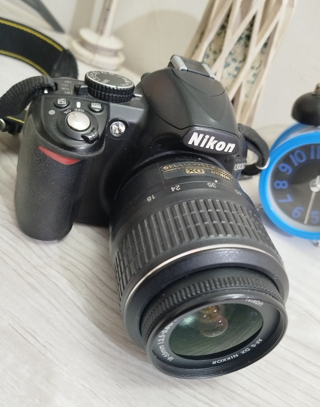 دوربین نیکون D3100