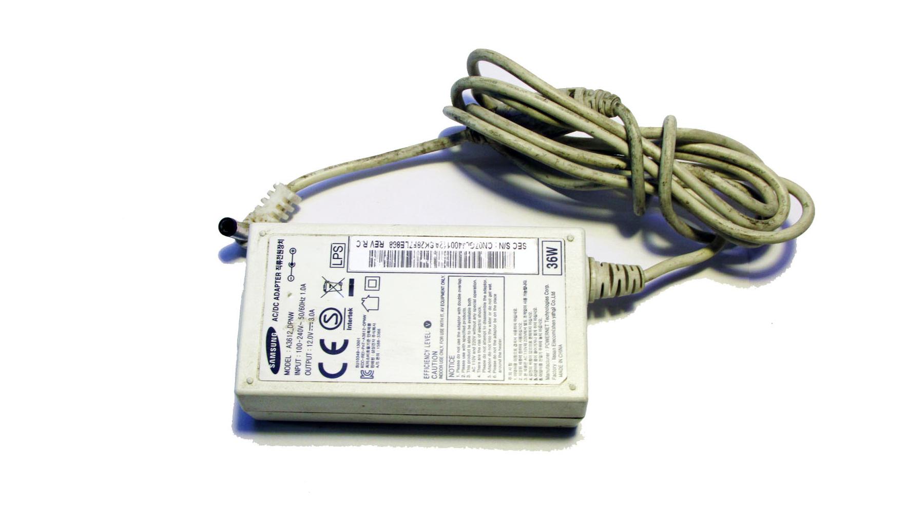 آداپتور 12 ولت 3 آمپر