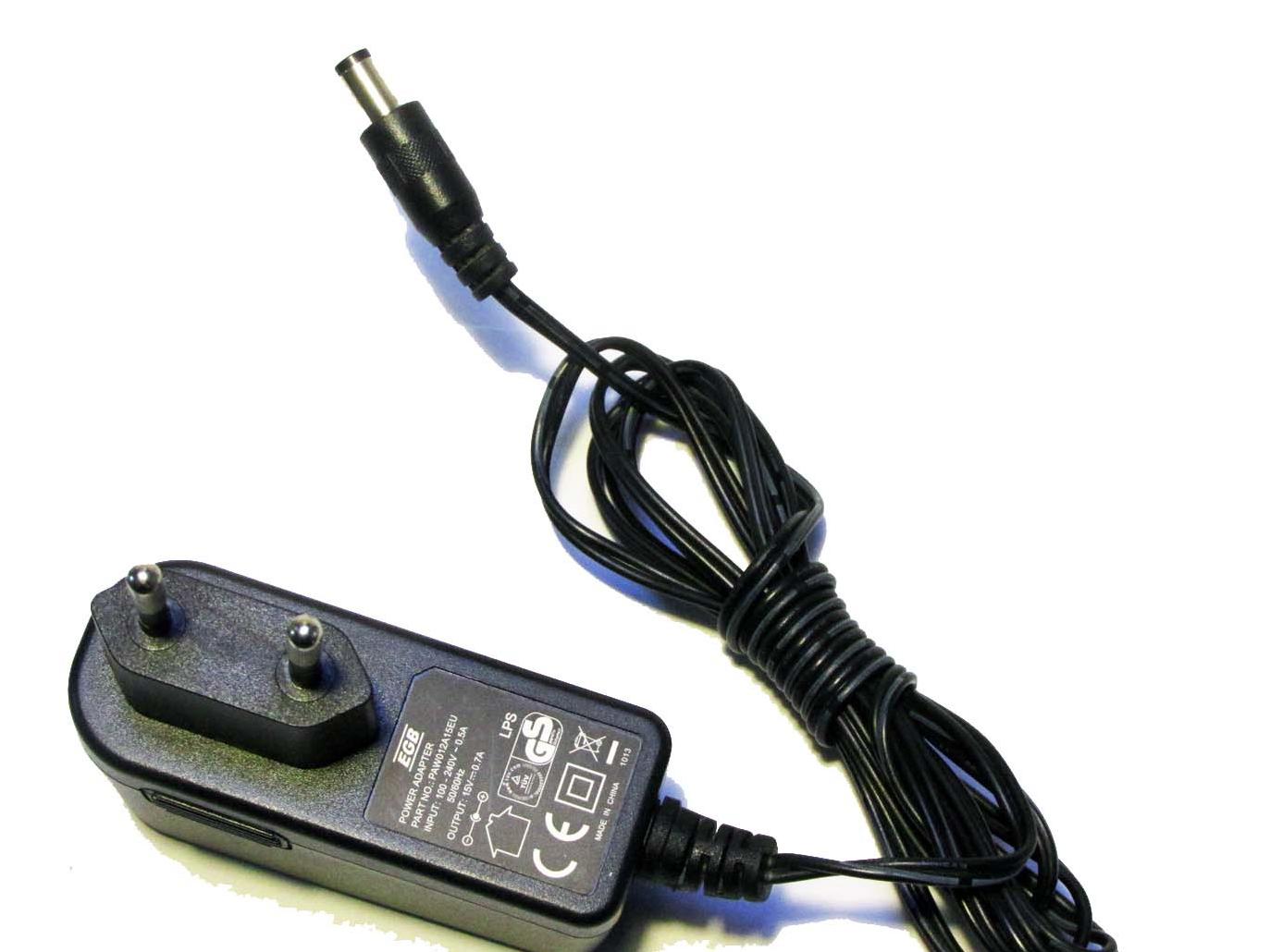 آداپتور 15 ولت 0.7 آمپر