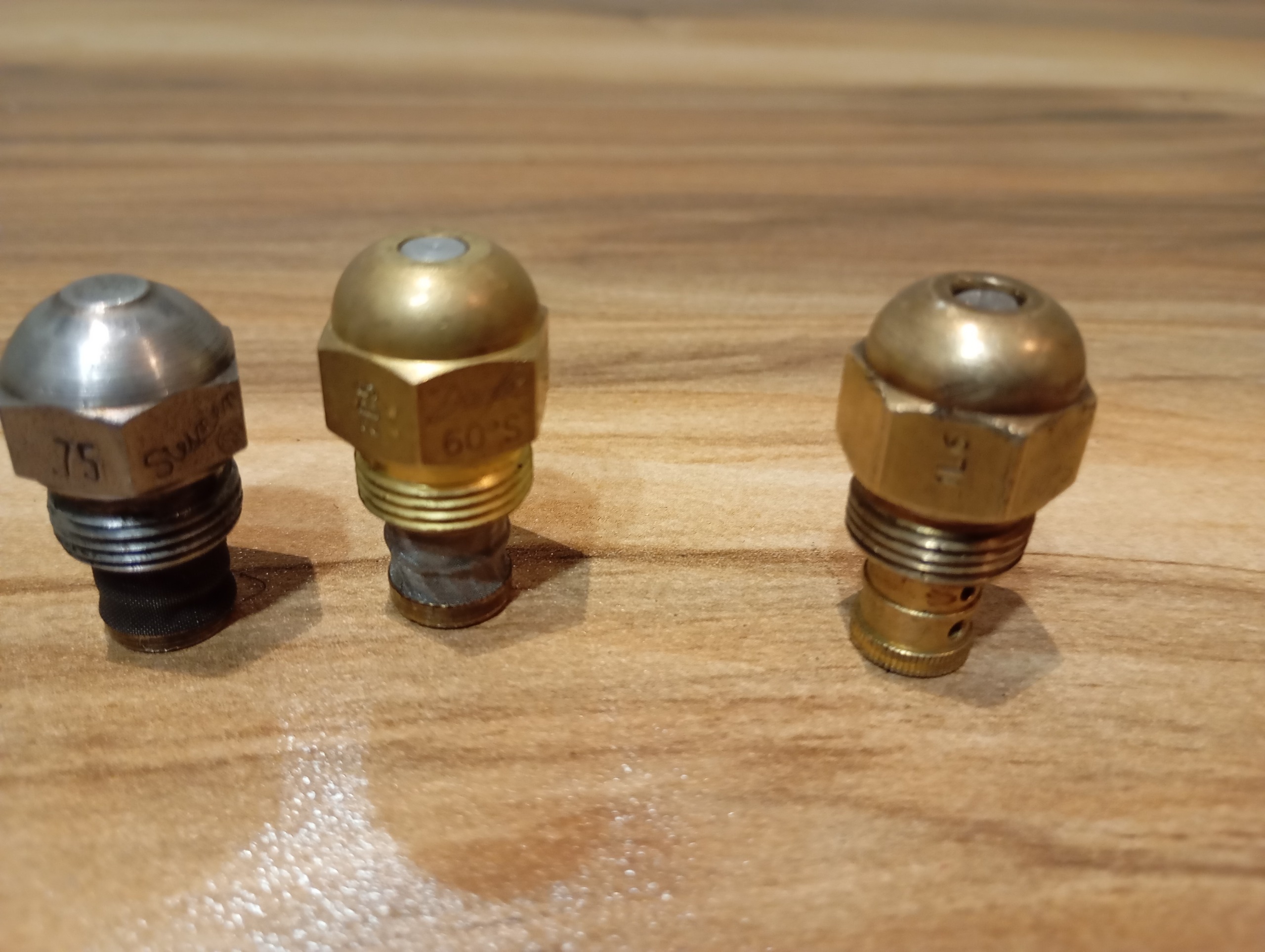 نازل گازوئیل دانفوس