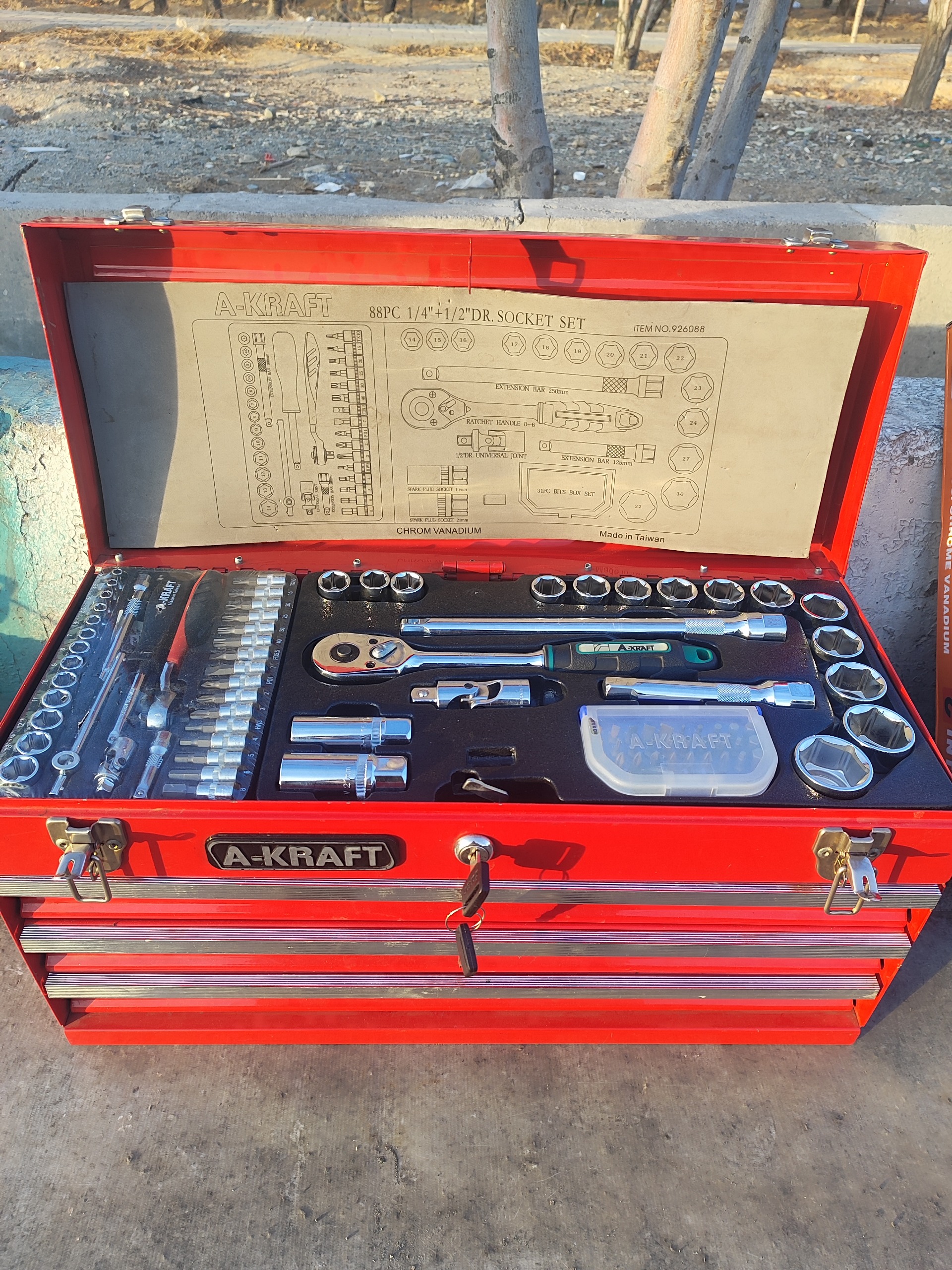 جعبه بکس إی کرفت تایوان 88 پارچه وسه کشو