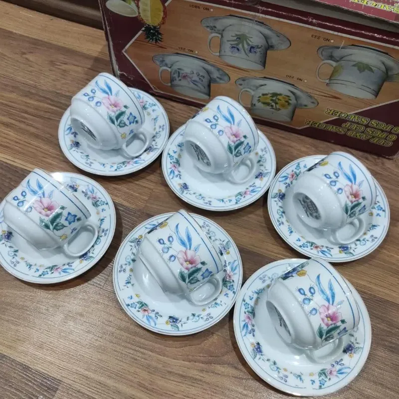 فنجان نعلبکی قدیمی