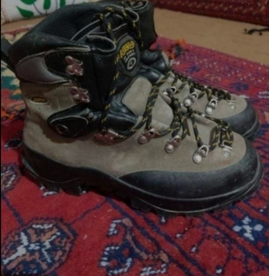 کفش کوهنوردی آسولو رومانی اصل