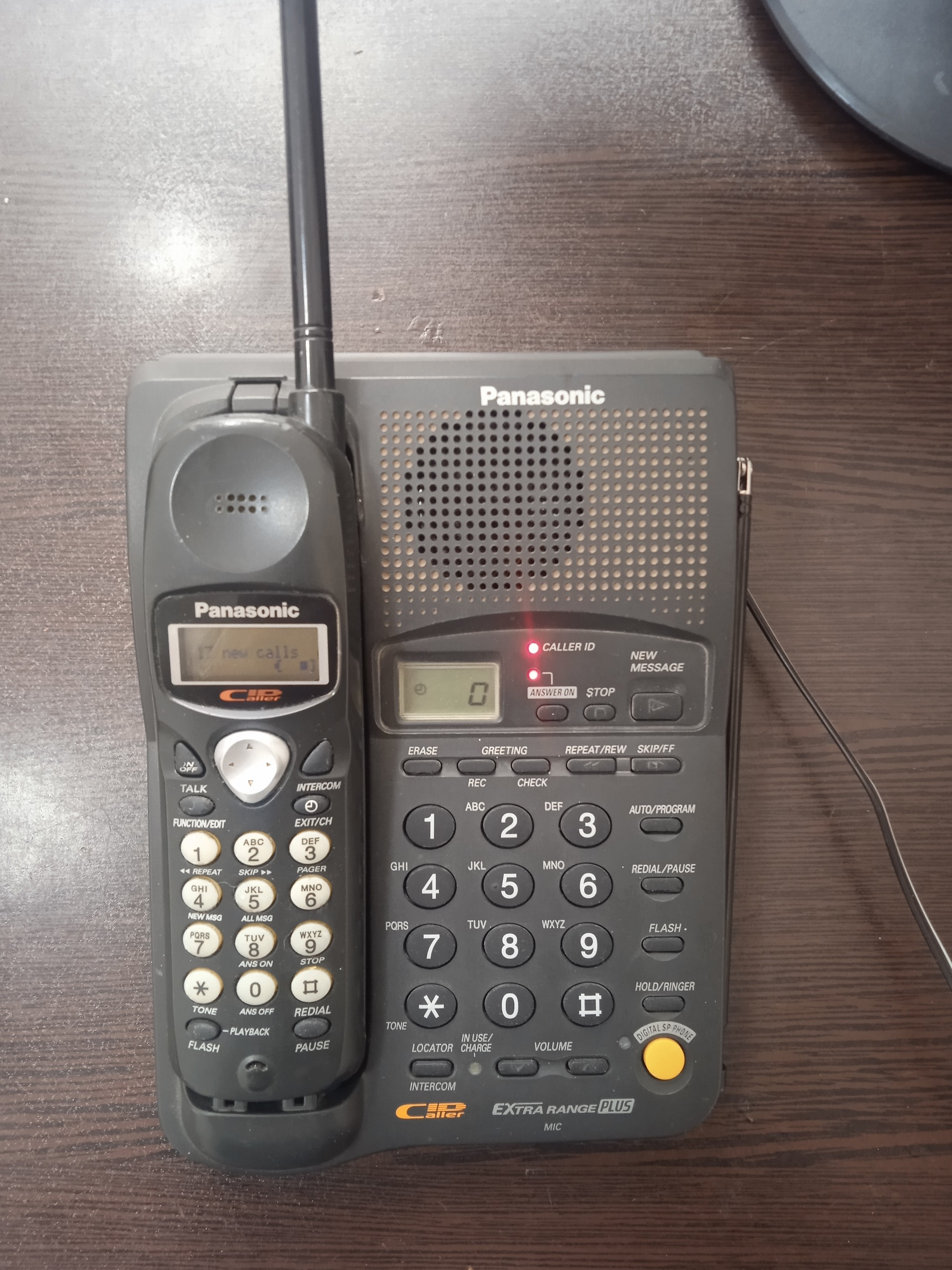 تلفن بی سیم پاناسونیک kx-tc1282jxb