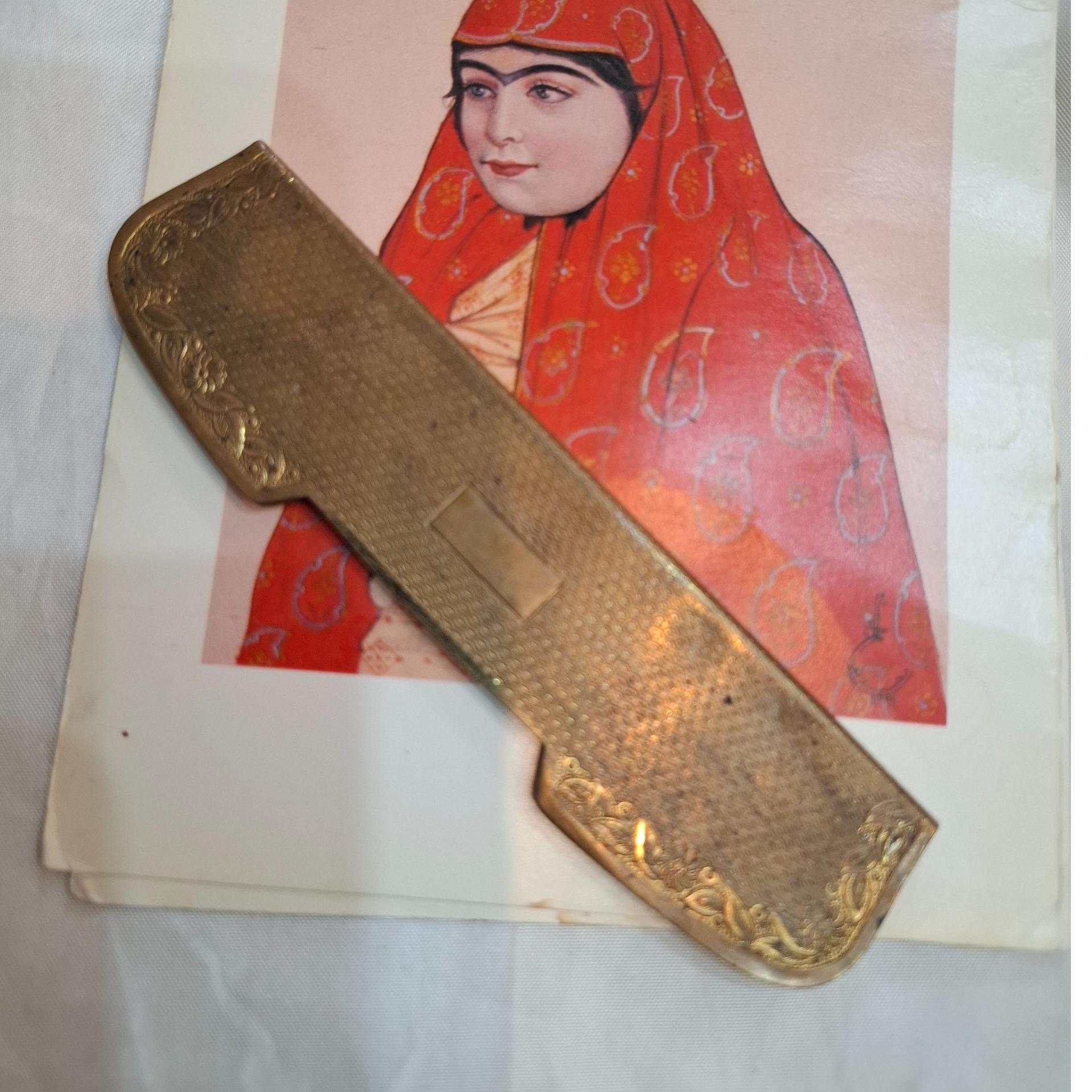 جای شانه انتیک برنجی قدیمی سلطنتی و عیانی