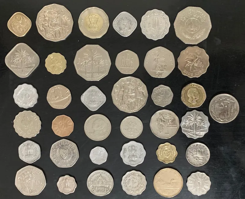 ست سکه خارجی چندوجهی غیرتکراری