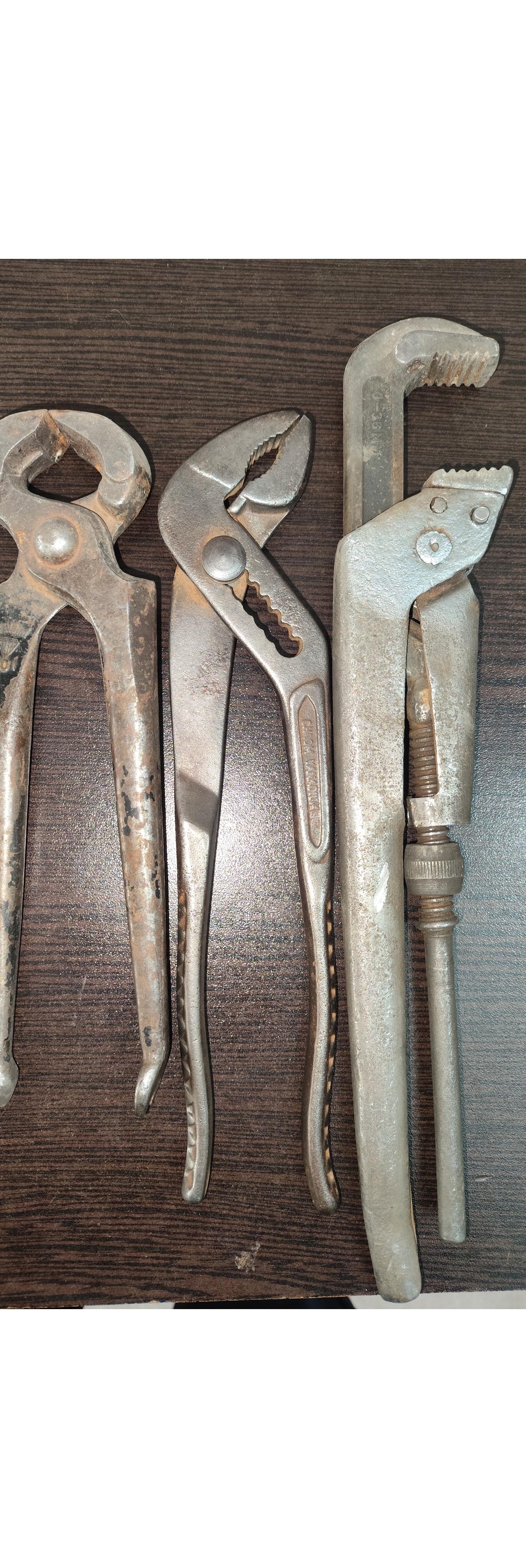 آچار قدیمی کمیاب