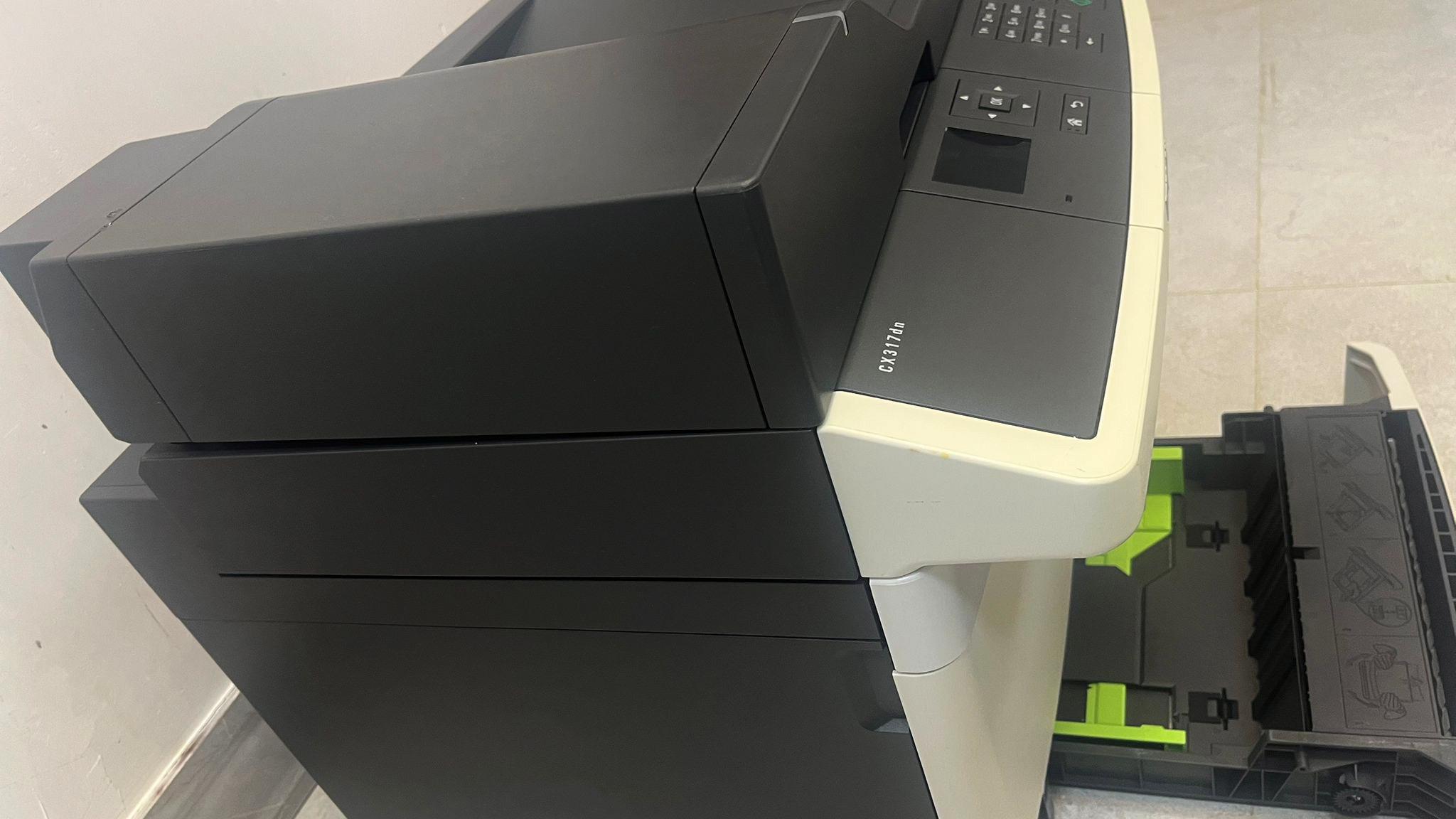 پرینتر لیزری رنگی لکسمارک