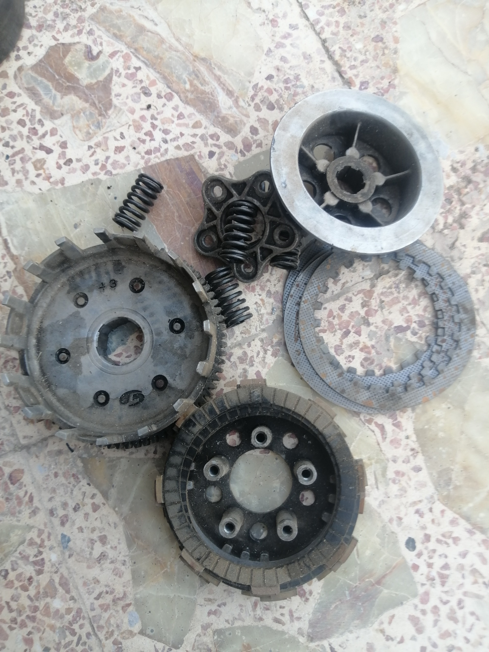 قسمت کلاچ هون ا 150 ساوین