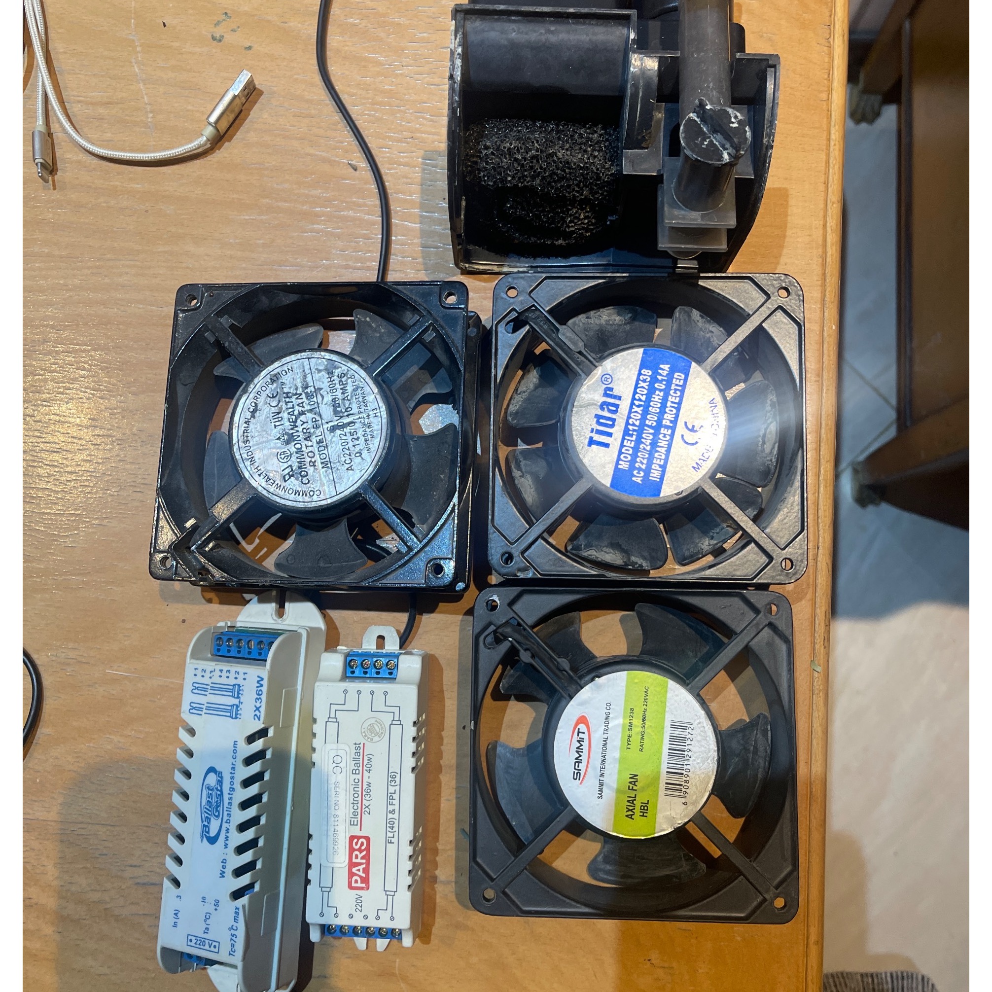 چندتا چیز میز خراب سالم نیم سوز