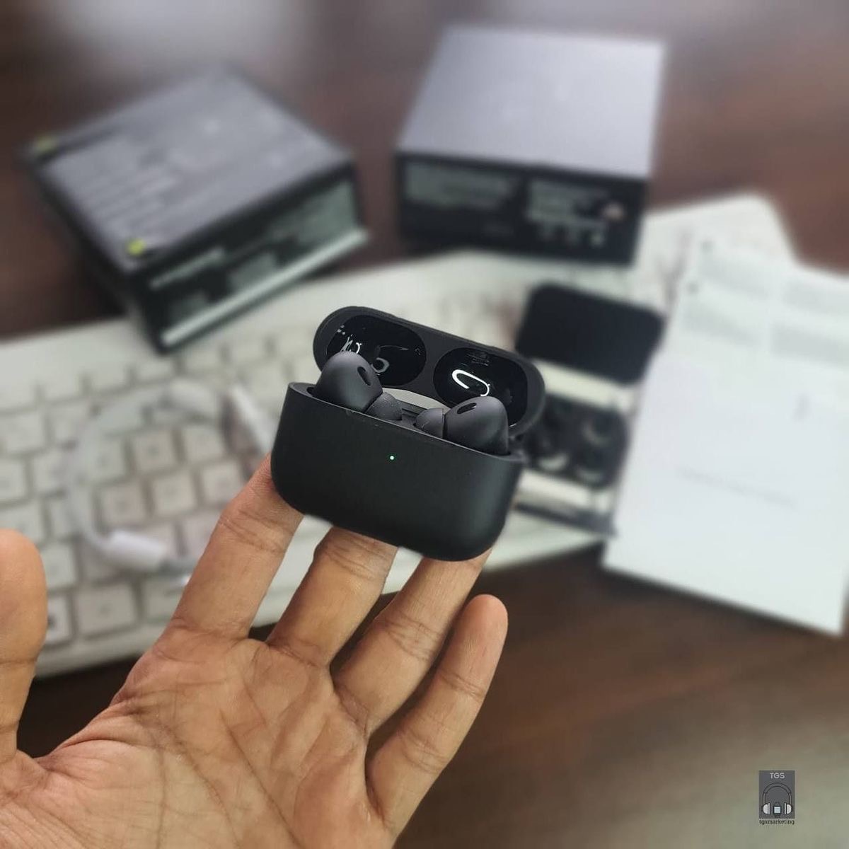 ایرپادز پرو2 اصل LLA