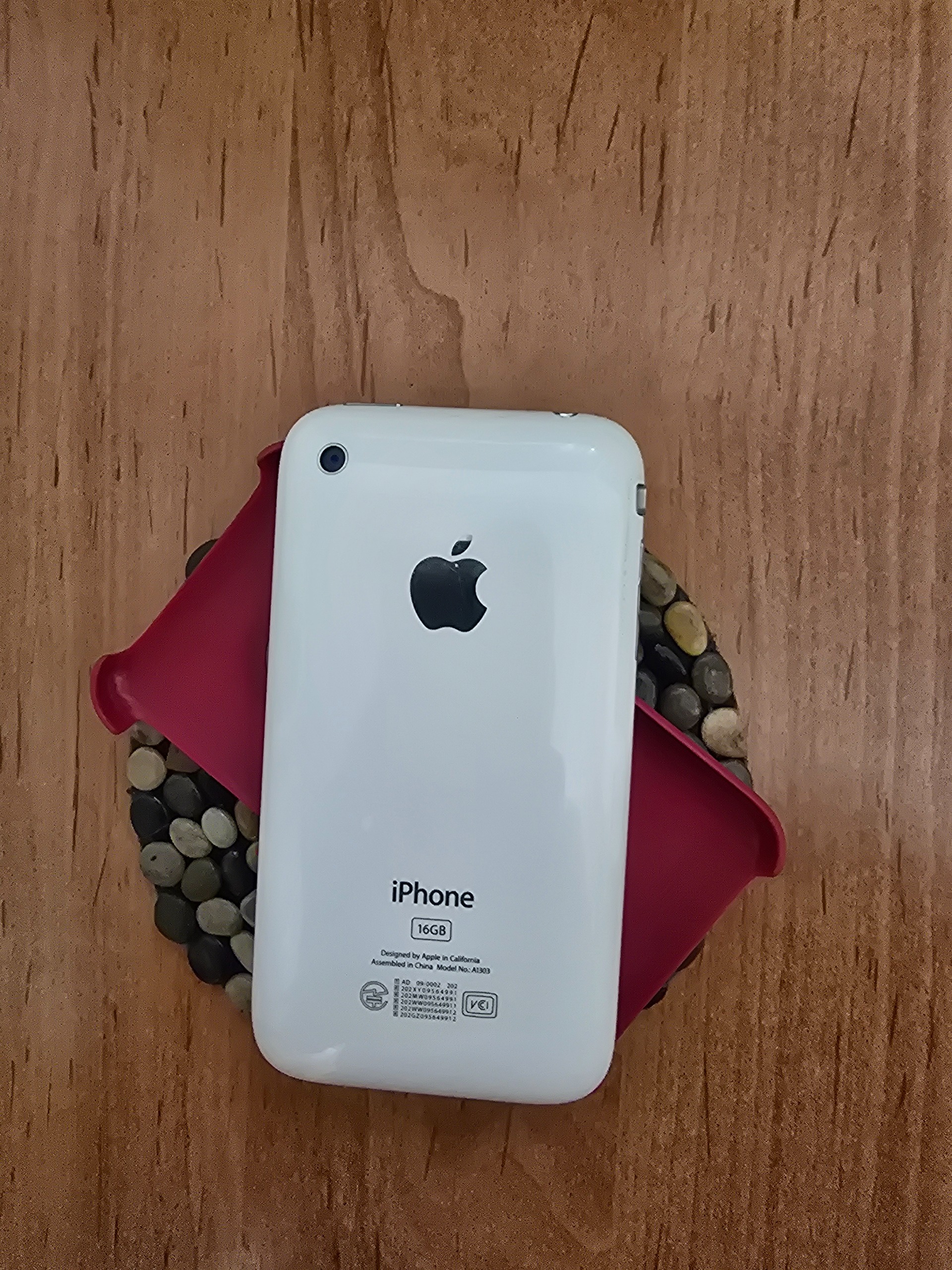 گوشی آیفون 3gs