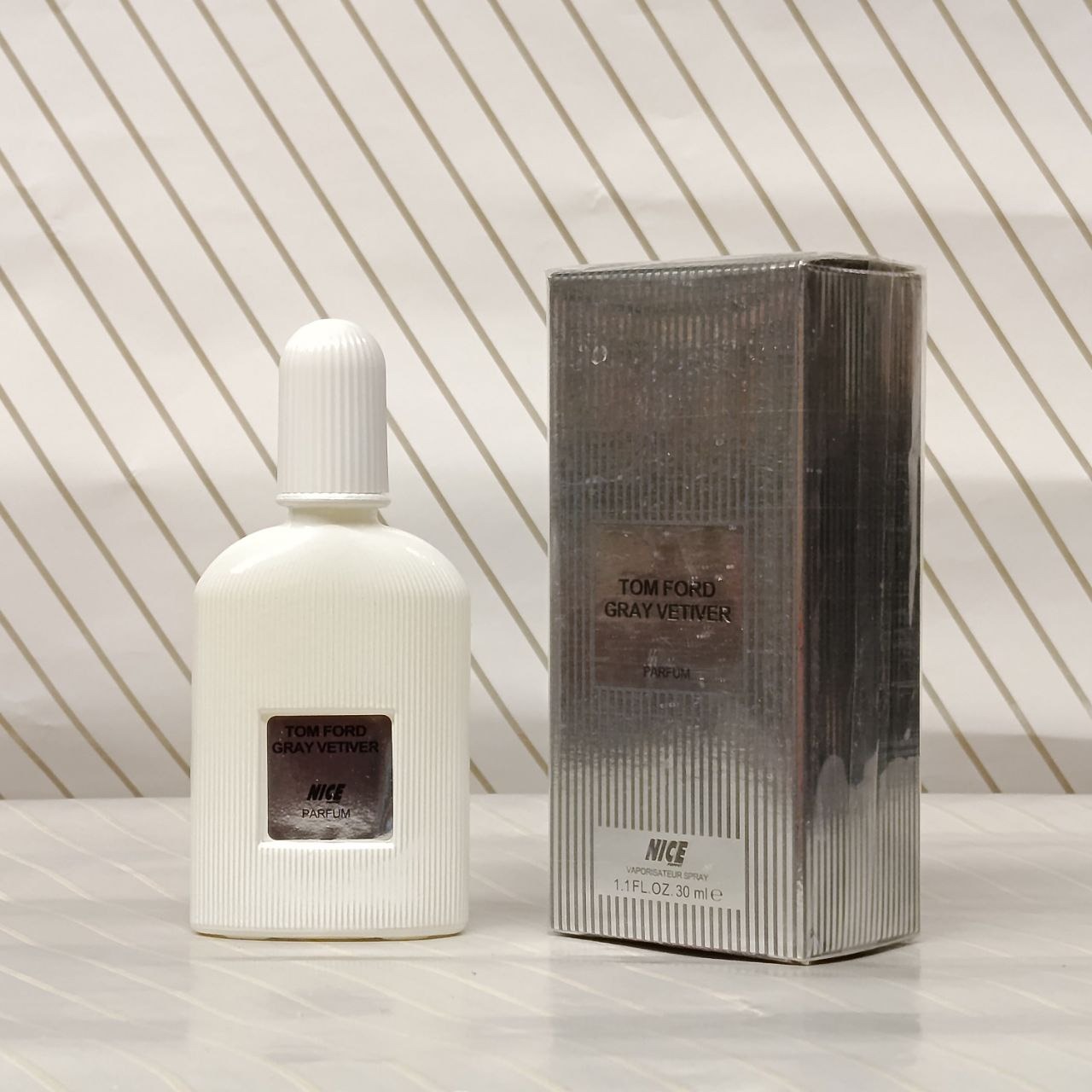 طرح TOM FORD   Grey Vetiver  تام فورد گری وتیور