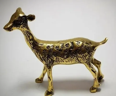  غزال برنزی  یک عدد