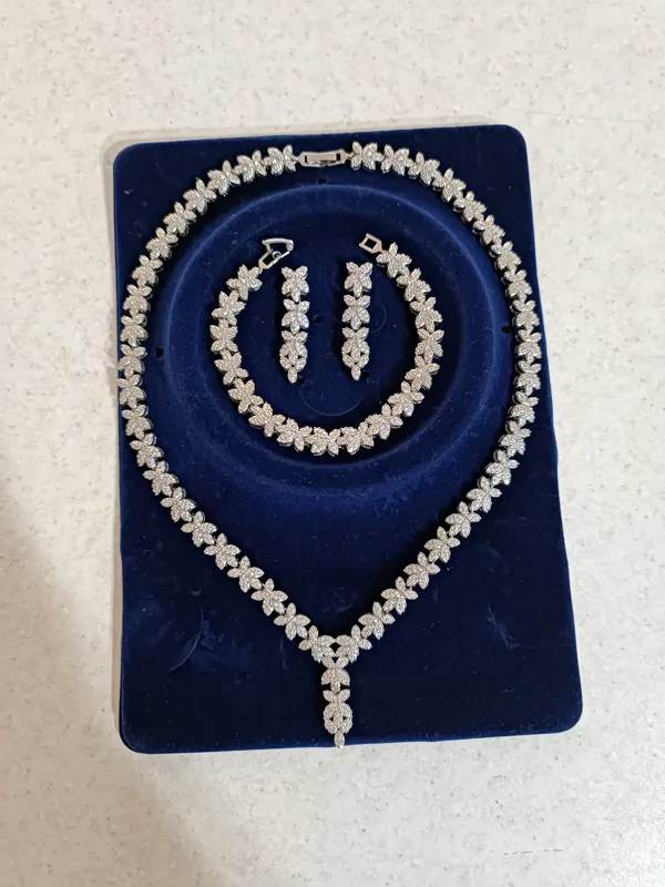 ارسال رایگان ،سرویس طرح جواهر استیل