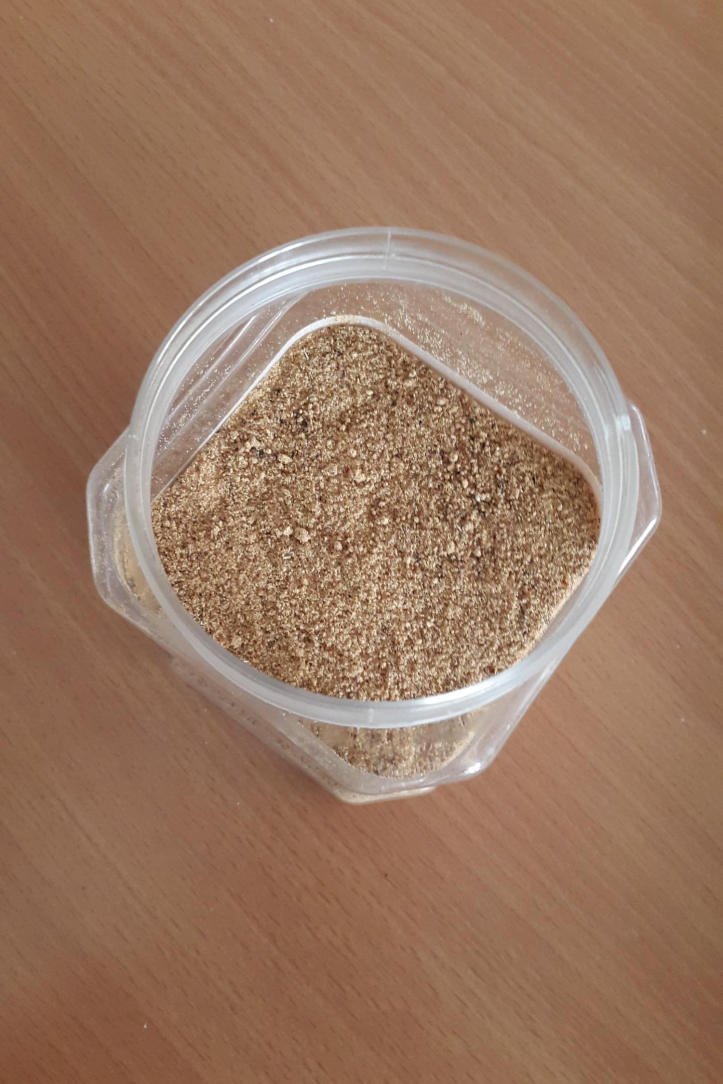 دویست گرم پودر عناب آسیاب شده