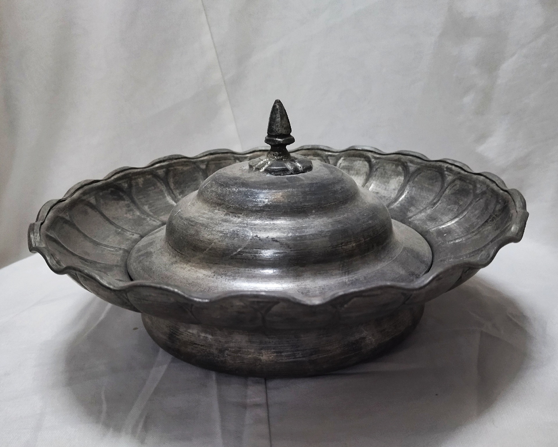 حنادون مسی درب دارقدیمی