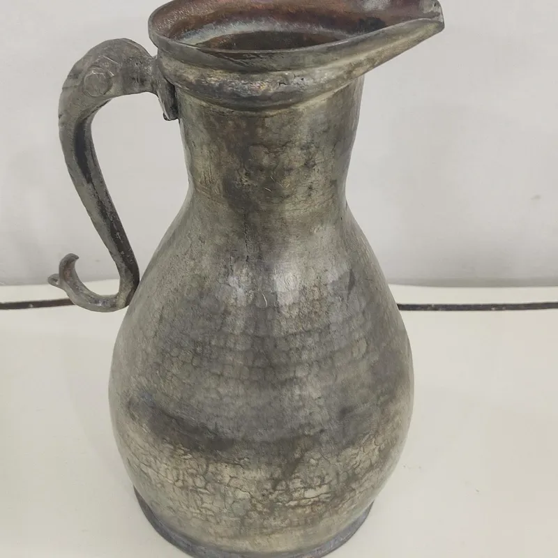 پارچ مسی دست ساز قدیمی