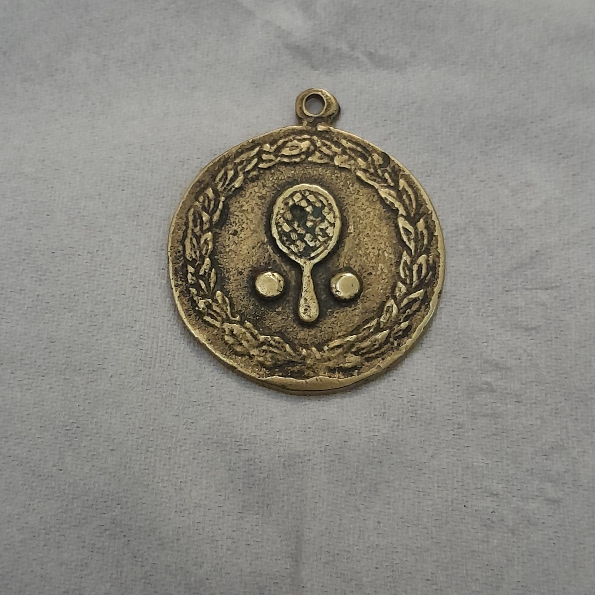 مدال برنجی بدمینتون