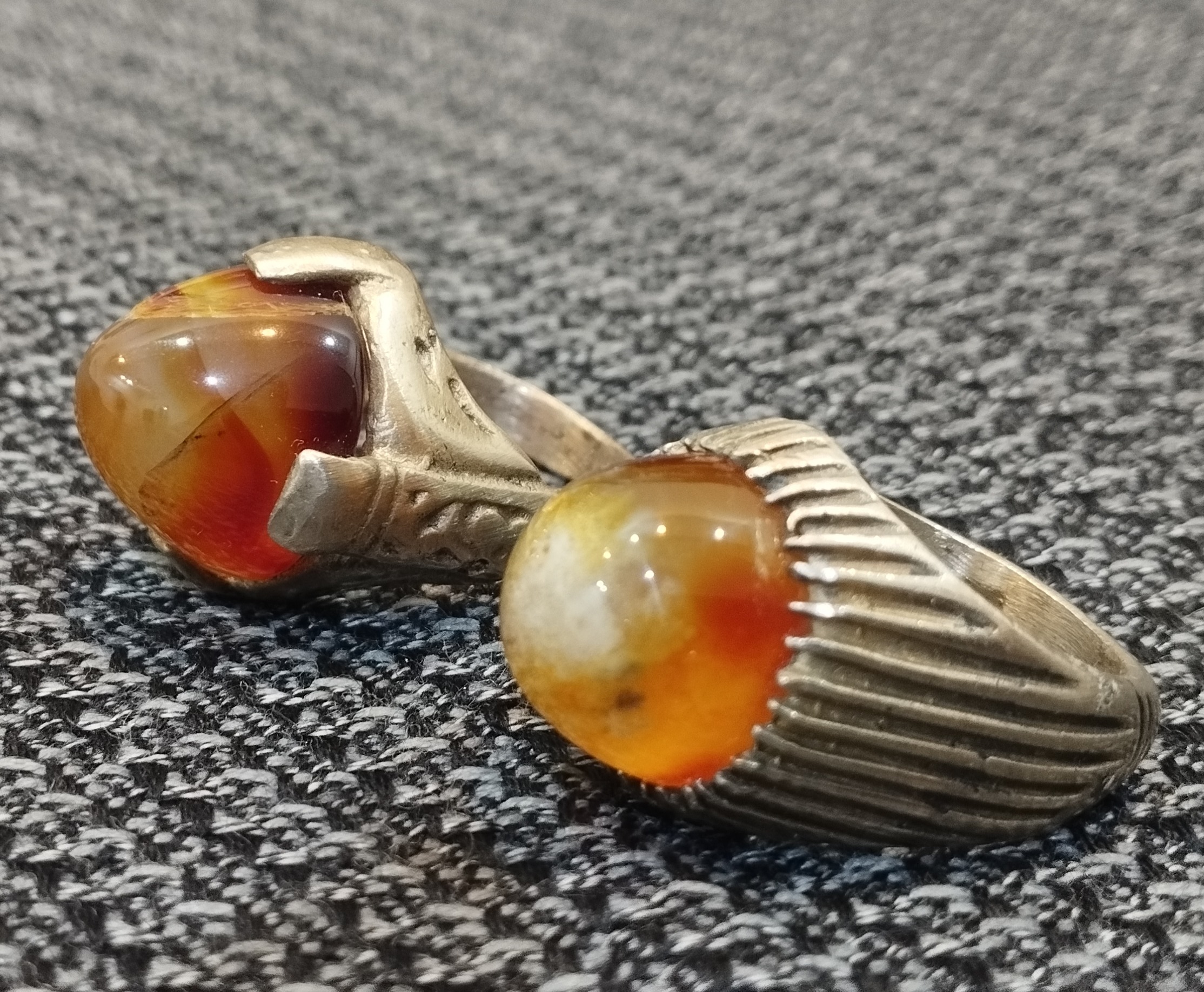 حراج دو عدد انگشتر عقیق کله قندی و باباقوری