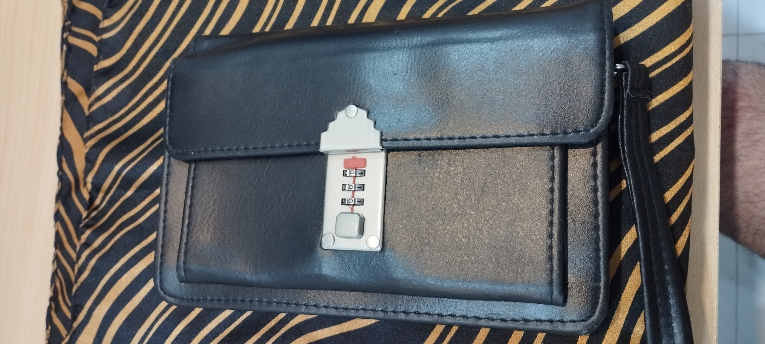 کیف دستی چرم مصنوعی شیک و جادار