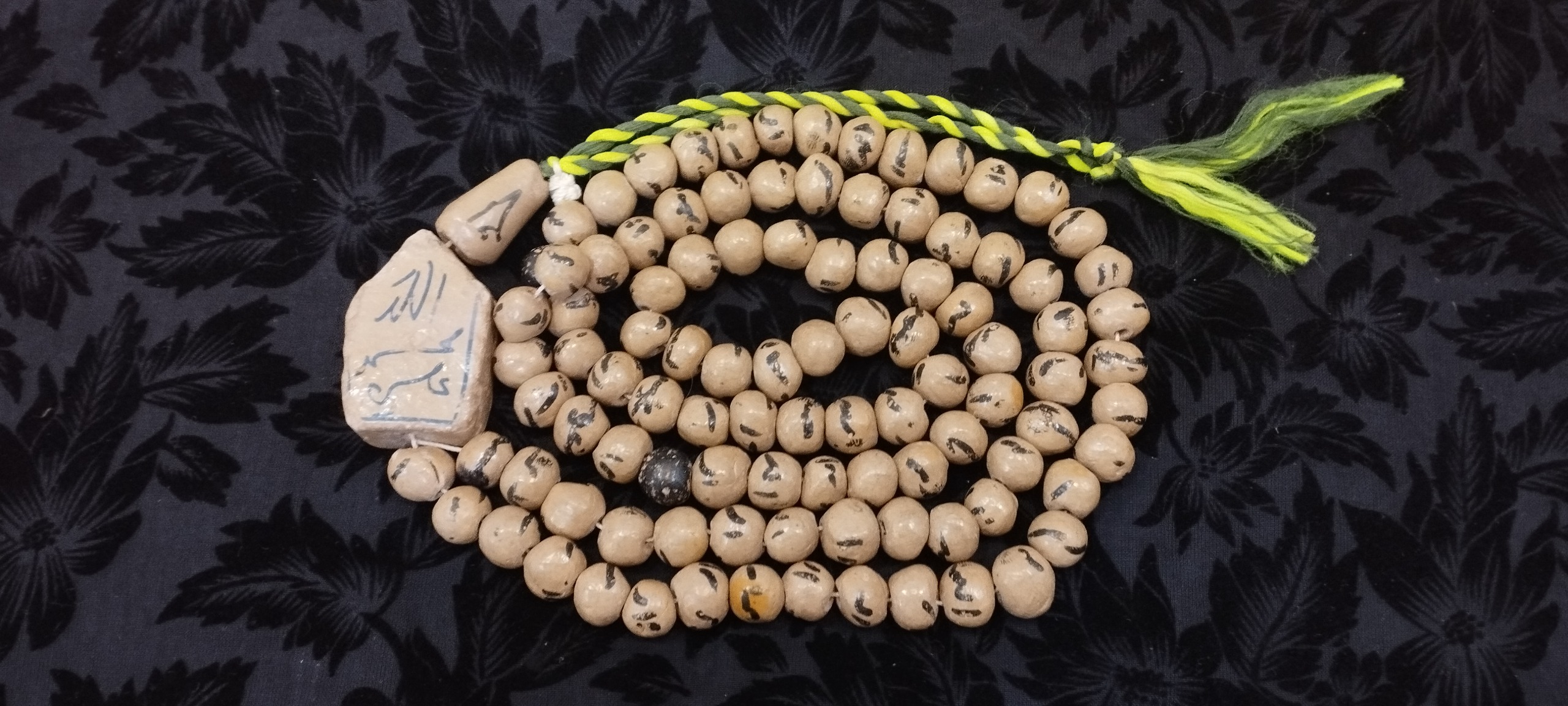 تسبیح تربت کربلا نقاشی دست آنتیک