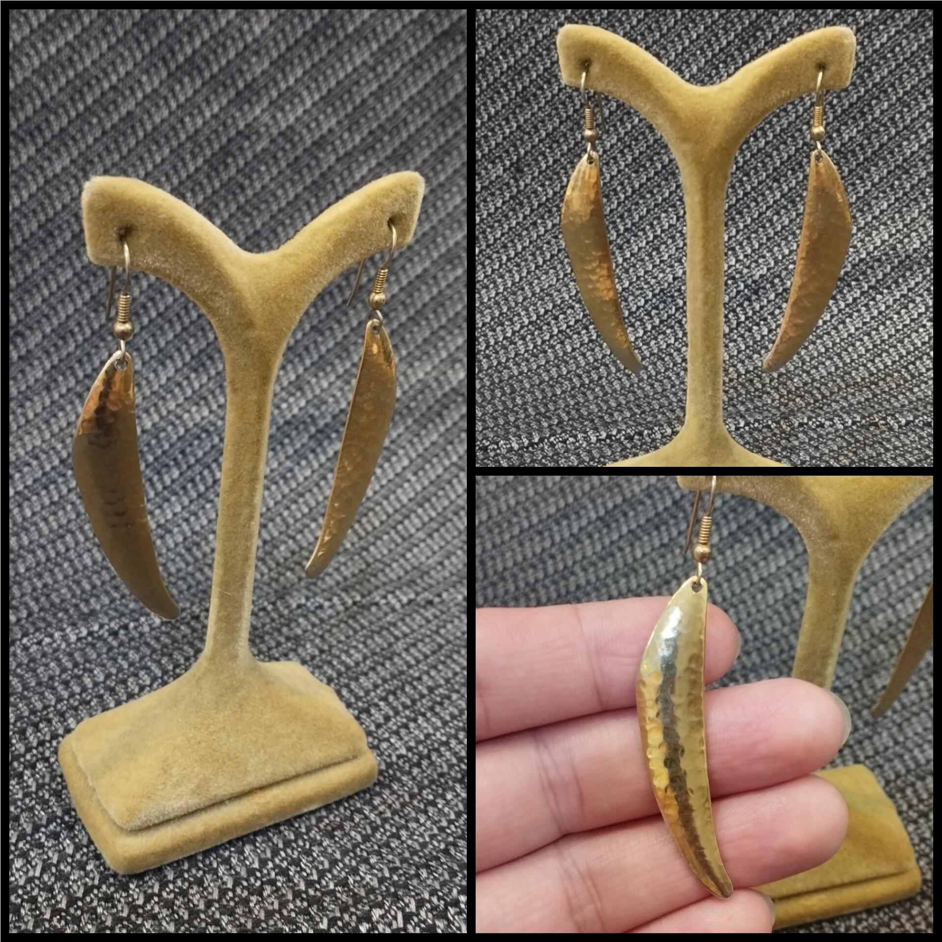 گوشواره مسی چکشی آنتیک خاص و چشم نواز